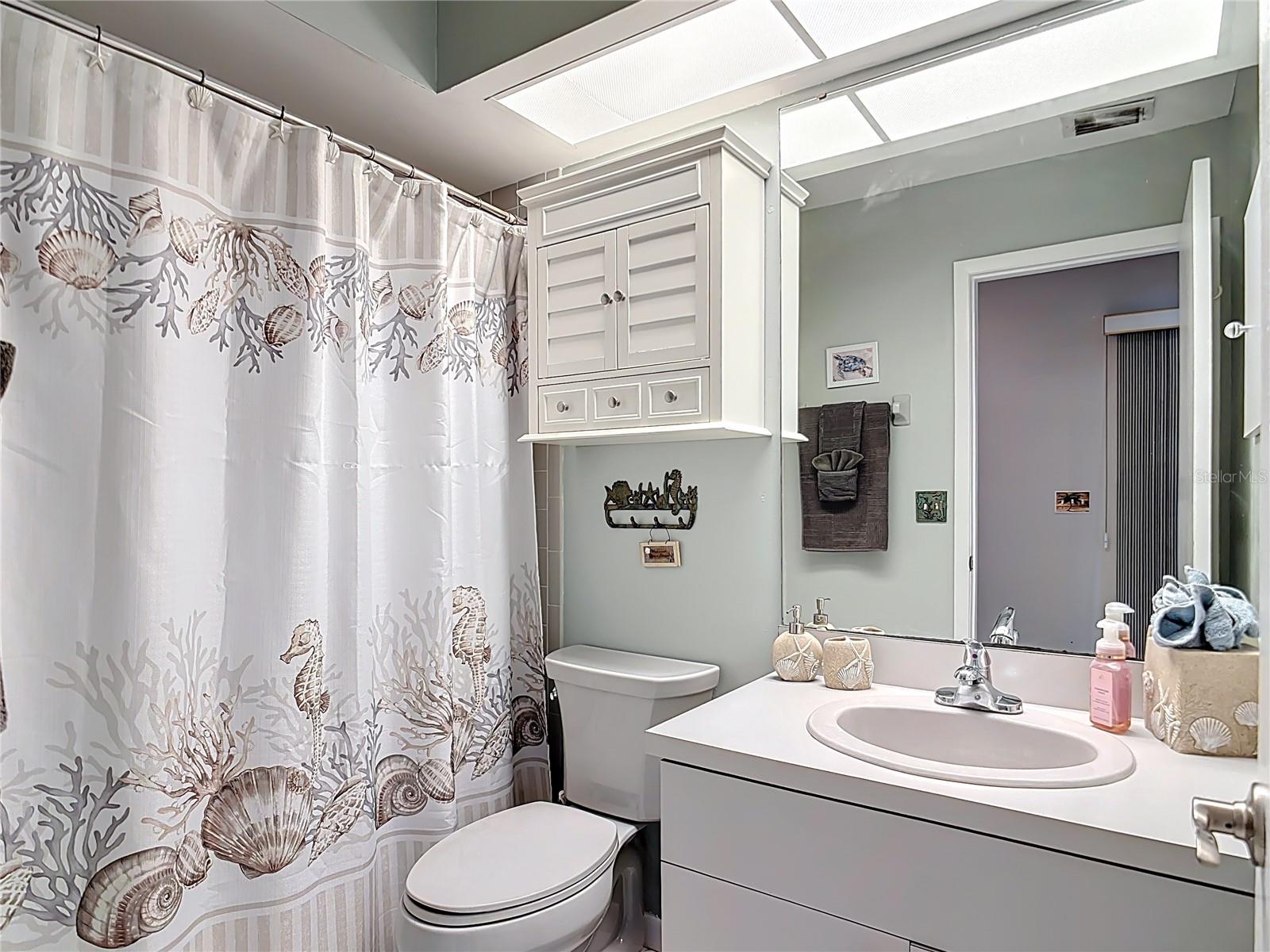 Image 34 of 53 For 290 Rotonda Circle