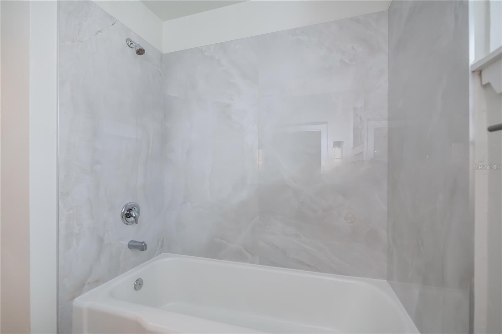 Image 48 of 69 For 352 Oak Street