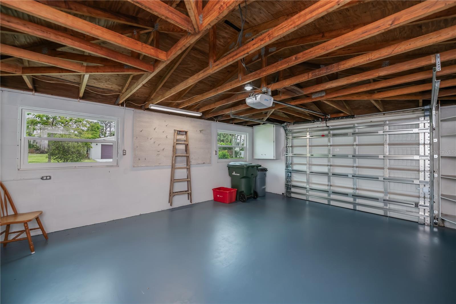 Image 54 of 69 For 352 Oak Street