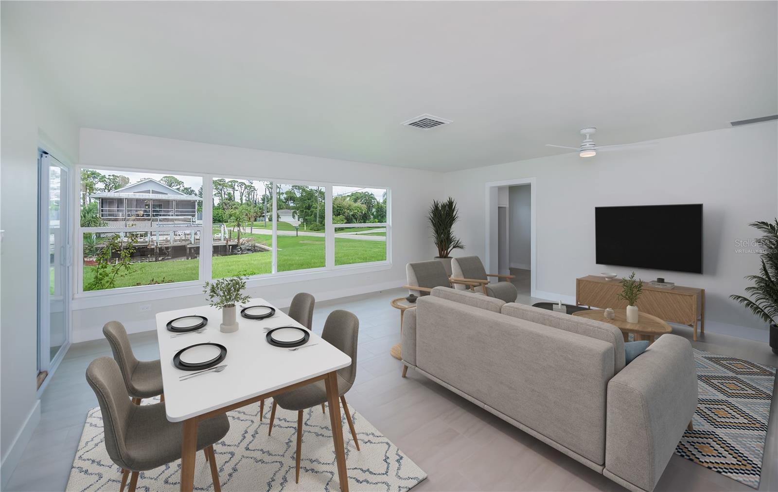 Image 8 of 69 For 352 Oak Street