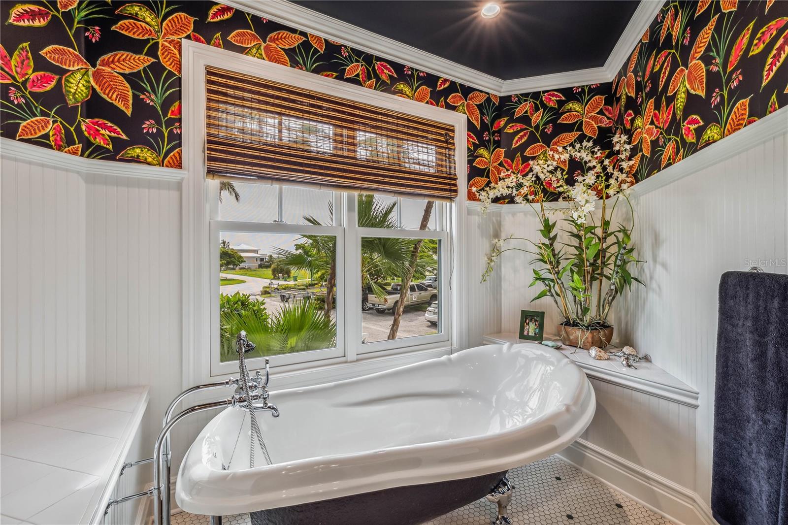 Image 17 of 43 For 13310 Anglers Way