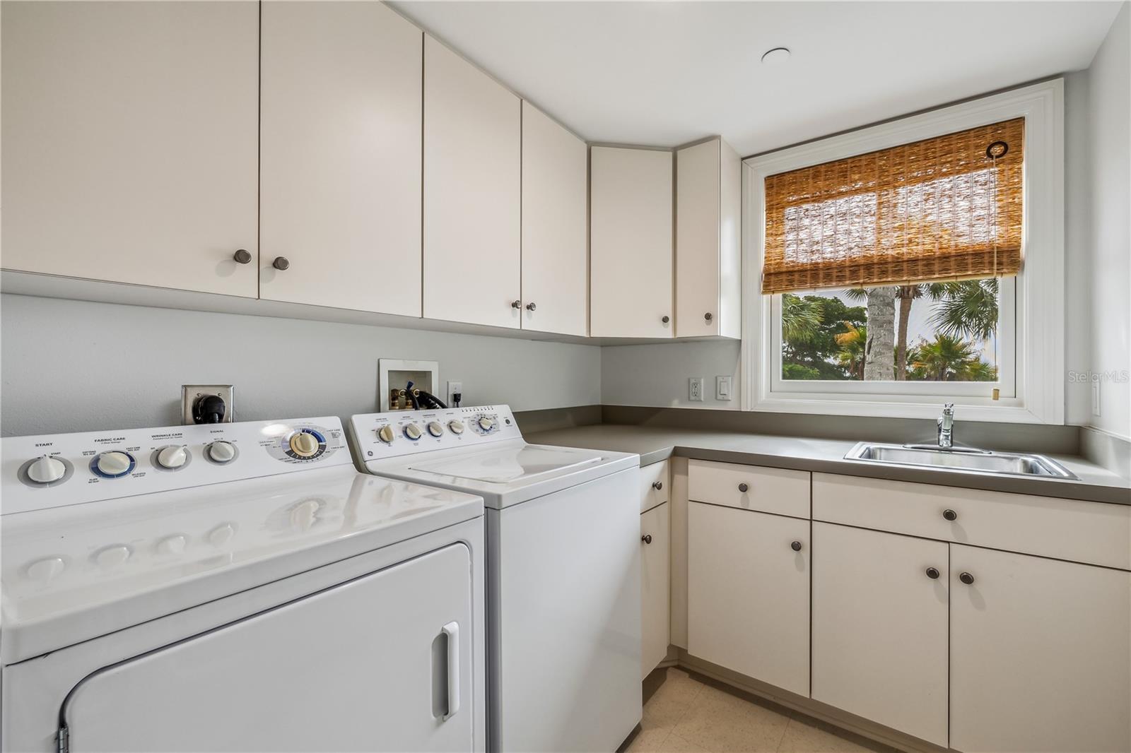 Image 23 of 43 For 13310 Anglers Way