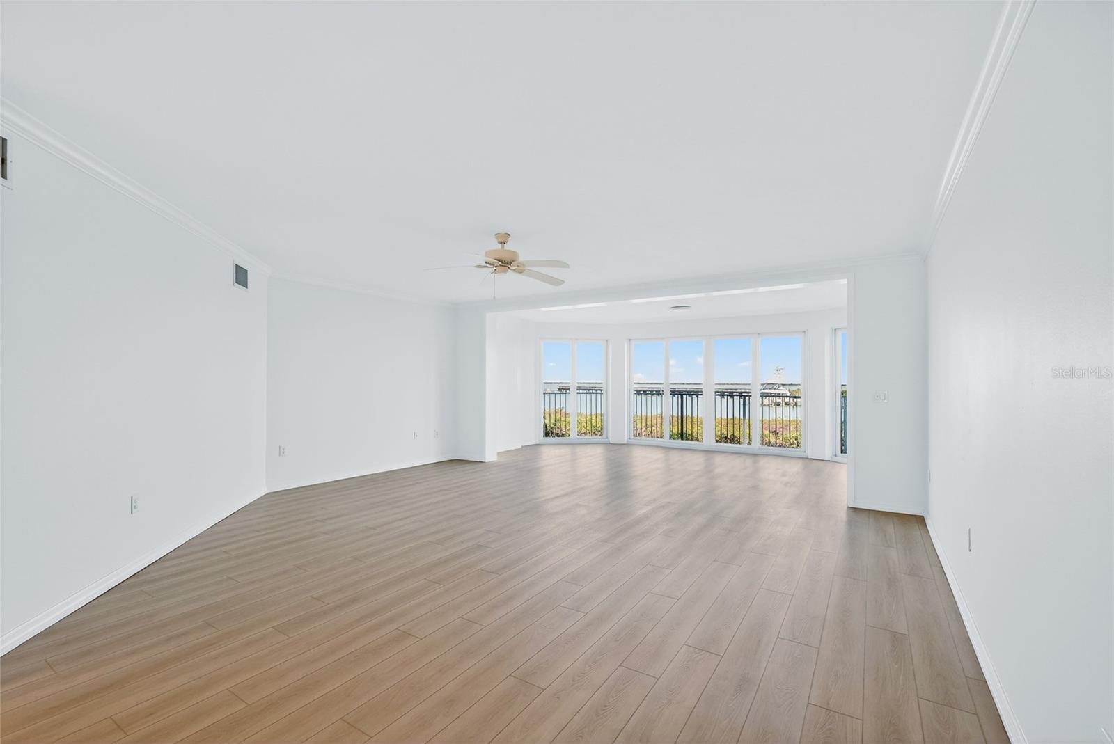 Image 14 of 56 For 5858 Gasparilla Road 39