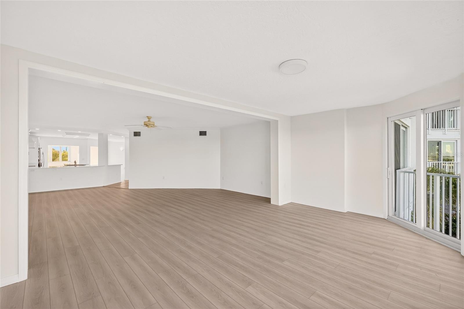 Image 20 of 56 For 5858 Gasparilla Road 39