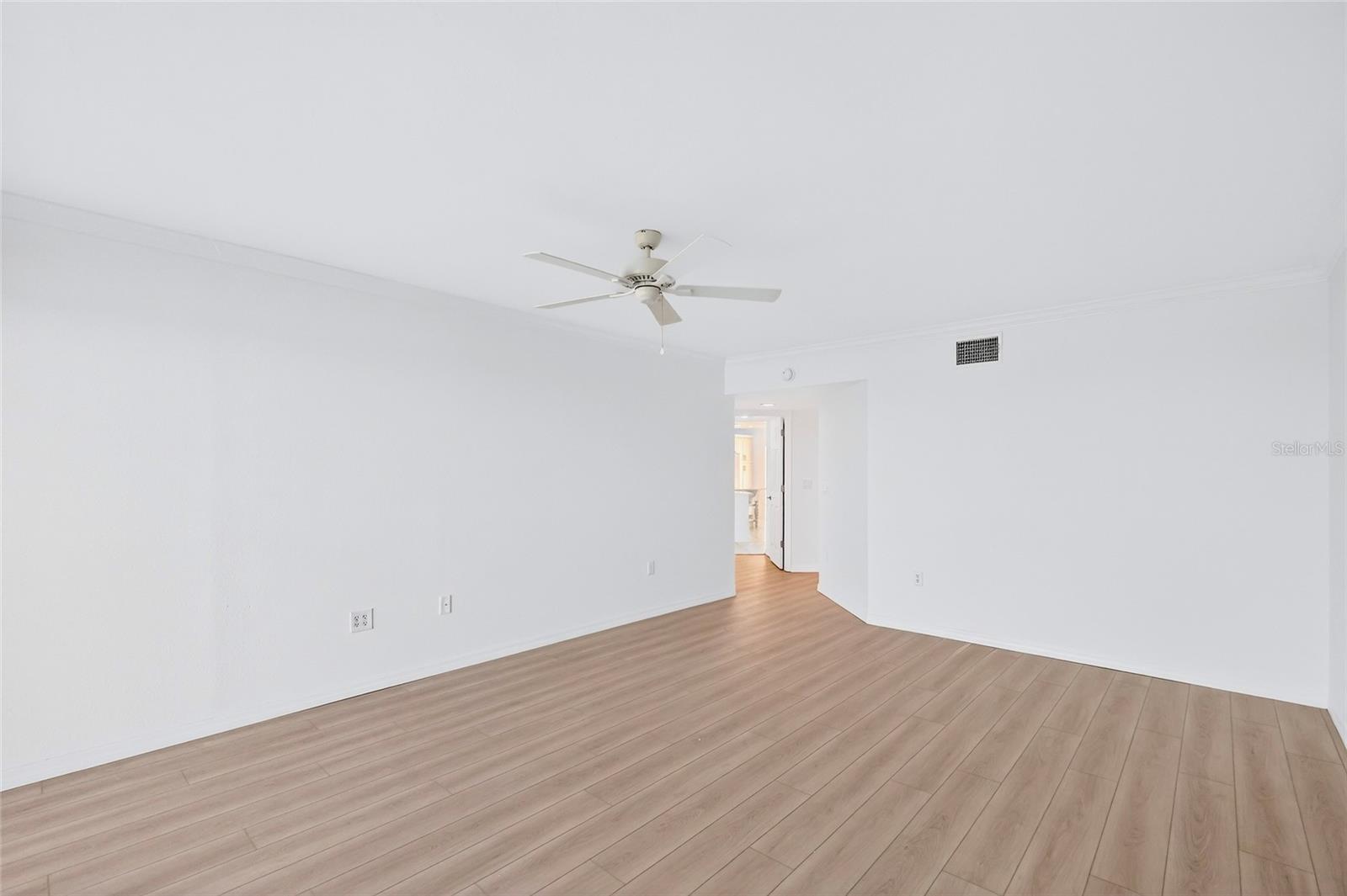 Image 23 of 56 For 5858 Gasparilla Road 39