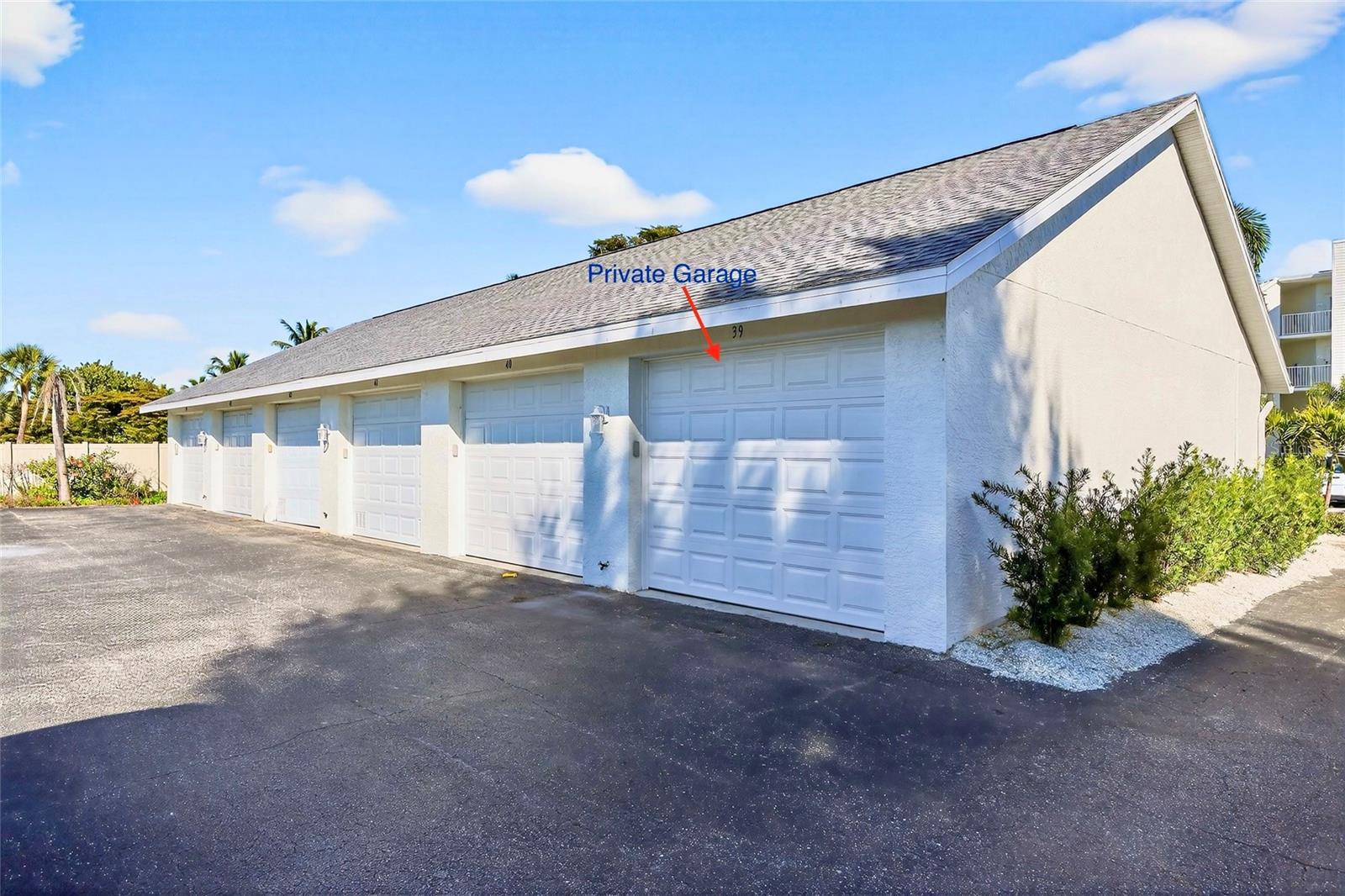 Image 36 of 56 For 5858 Gasparilla Road 39