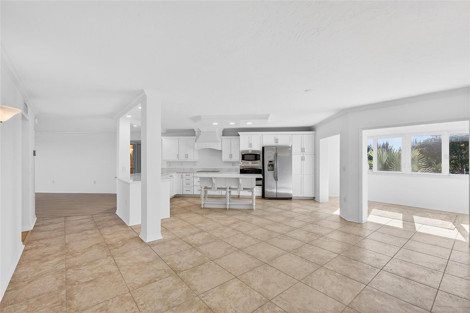 Image 6 of 56 For 5858 Gasparilla Road 39