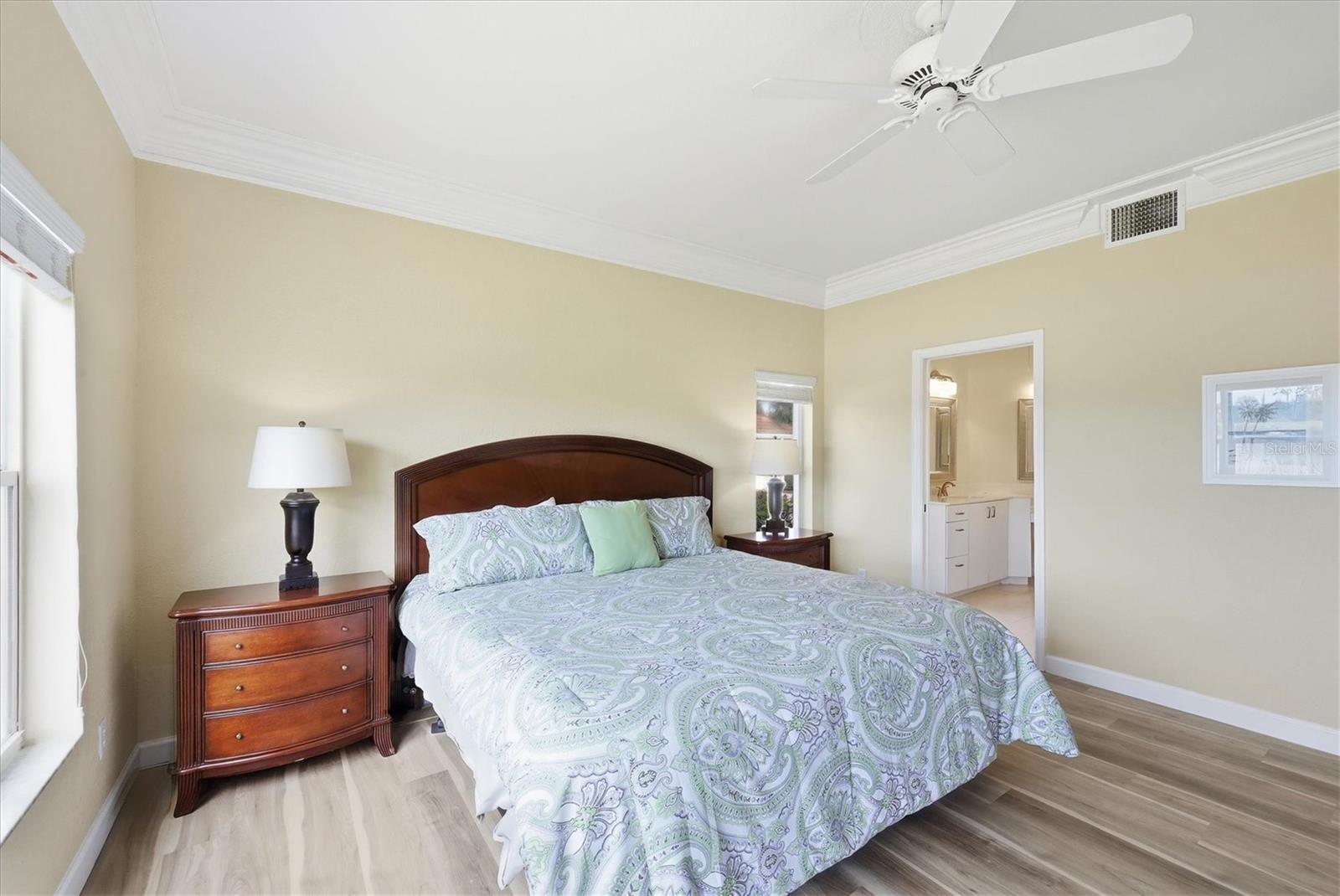 Image 22 of 72 For 14017 Willow Glen Court 104