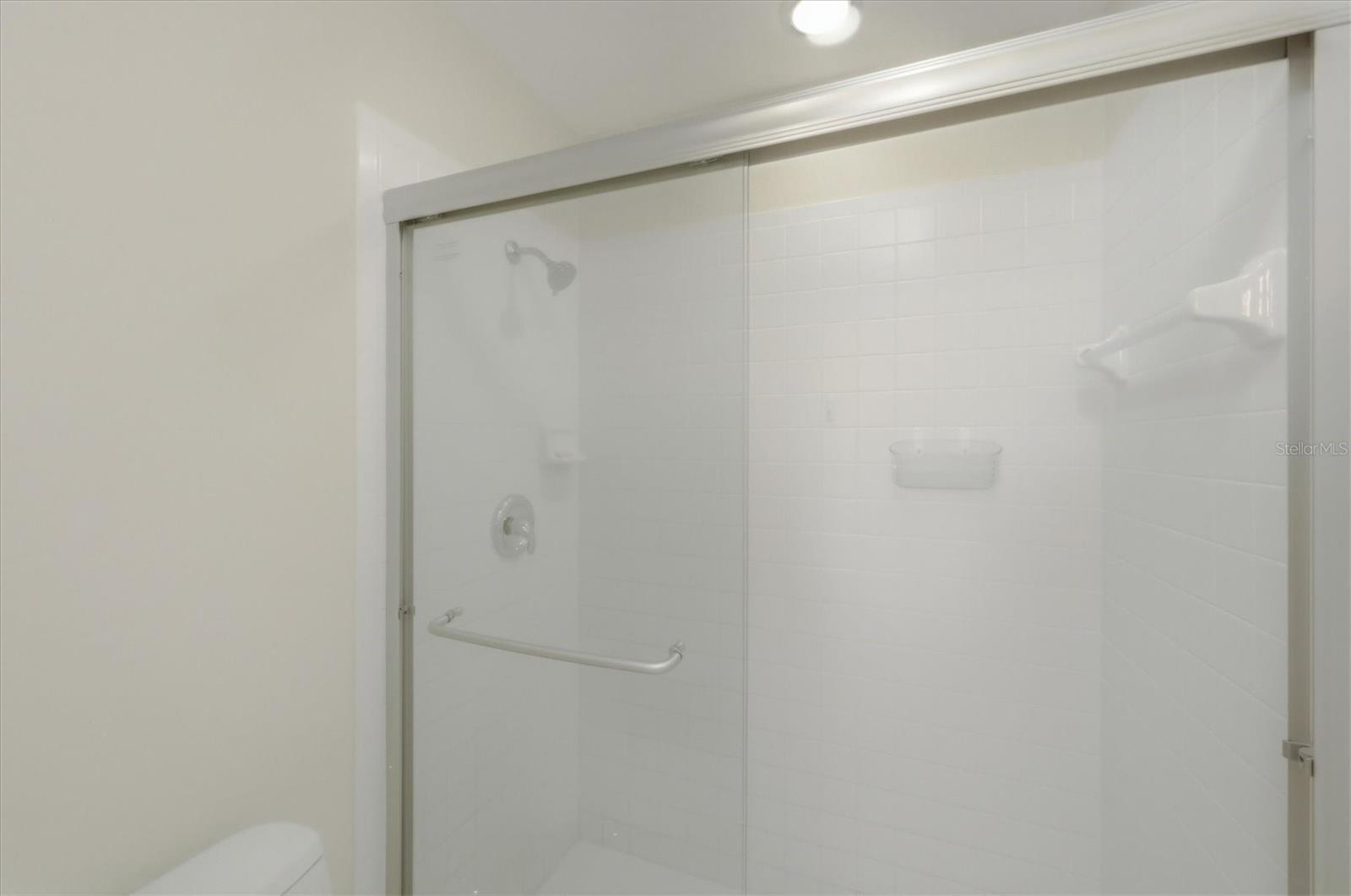 Image 28 of 72 For 14017 Willow Glen Court 104