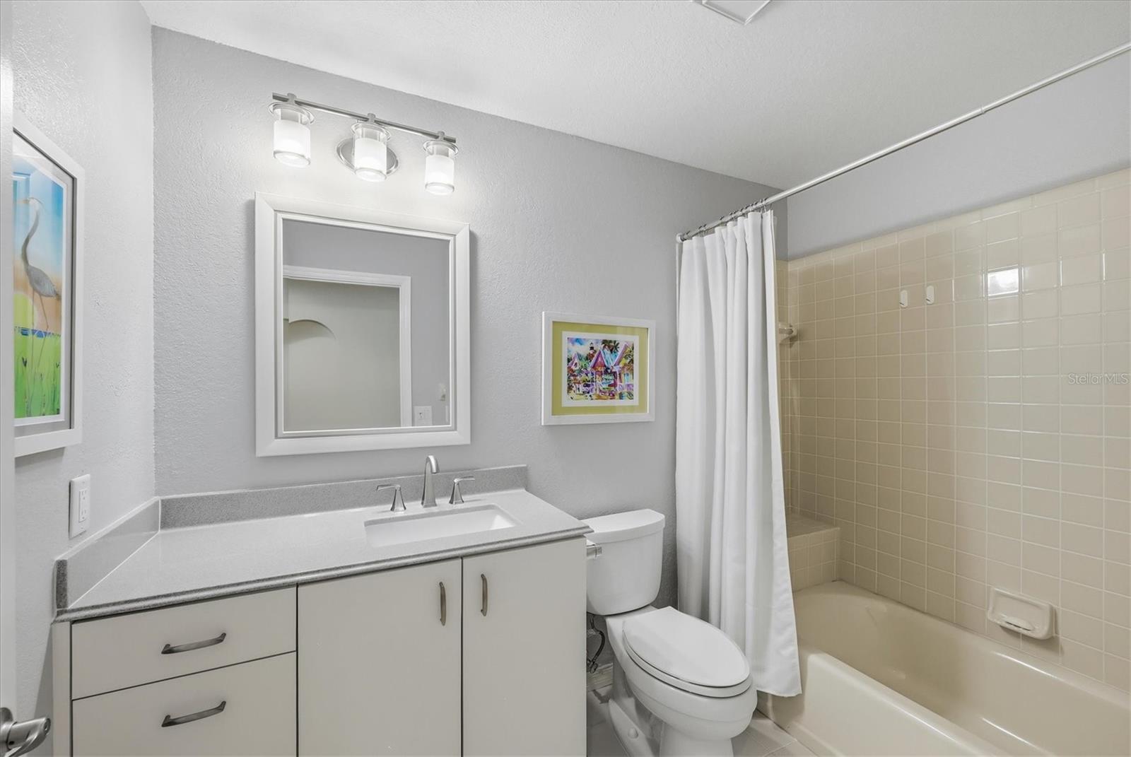 Image 32 of 72 For 14017 Willow Glen Court 104