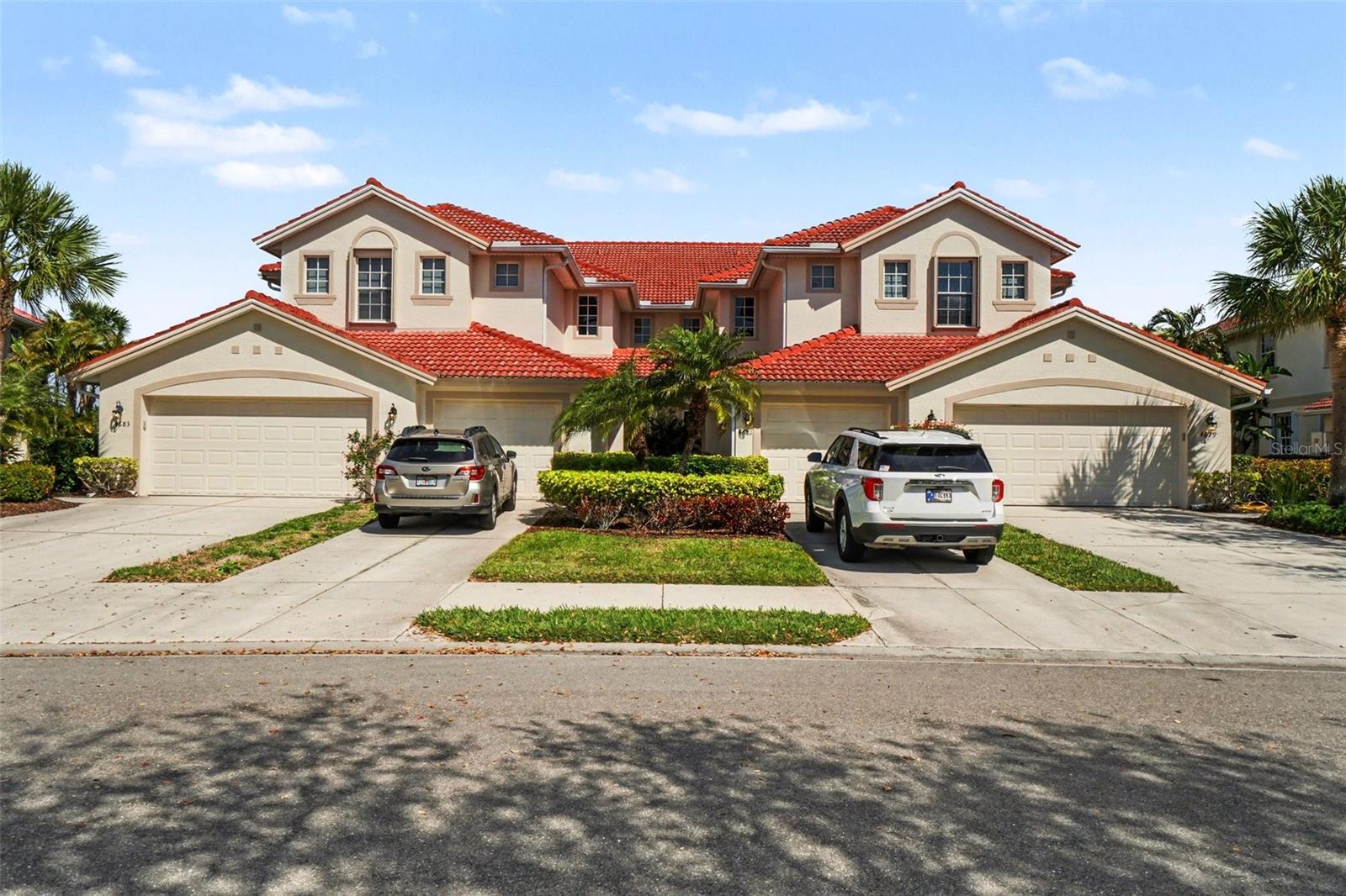 Image 2 of 53 For 4683 Club Drive 101