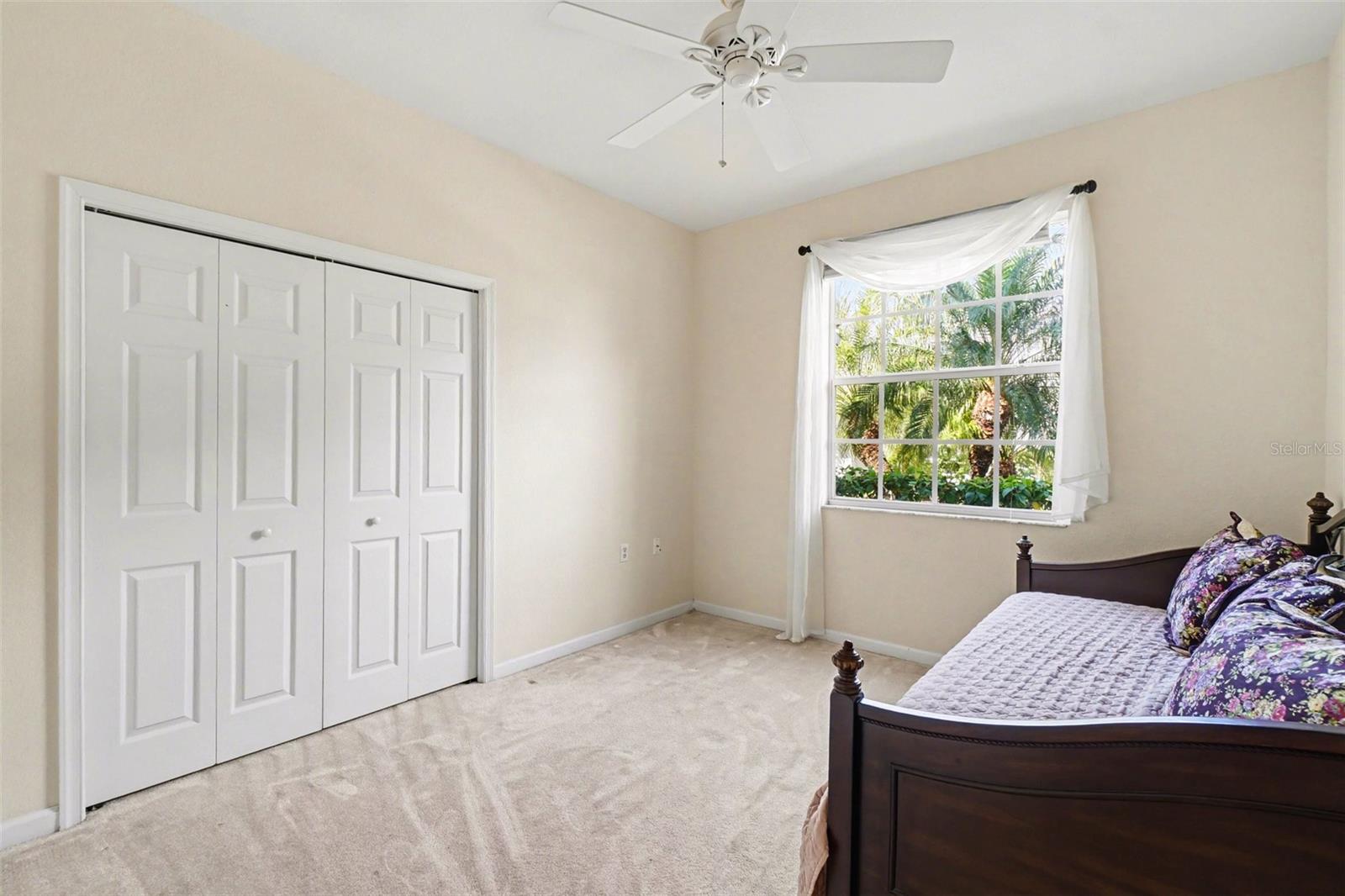 Image 20 of 53 For 4683 Club Drive 101