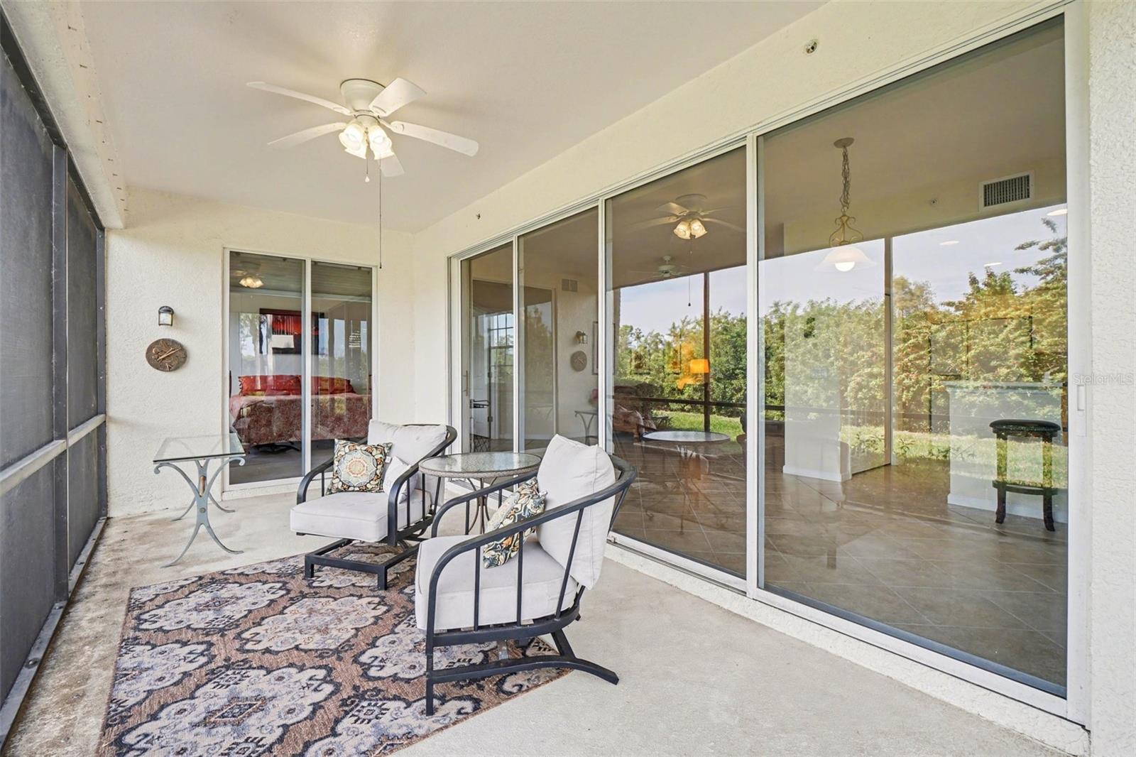 Image 21 of 53 For 4683 Club Drive 101