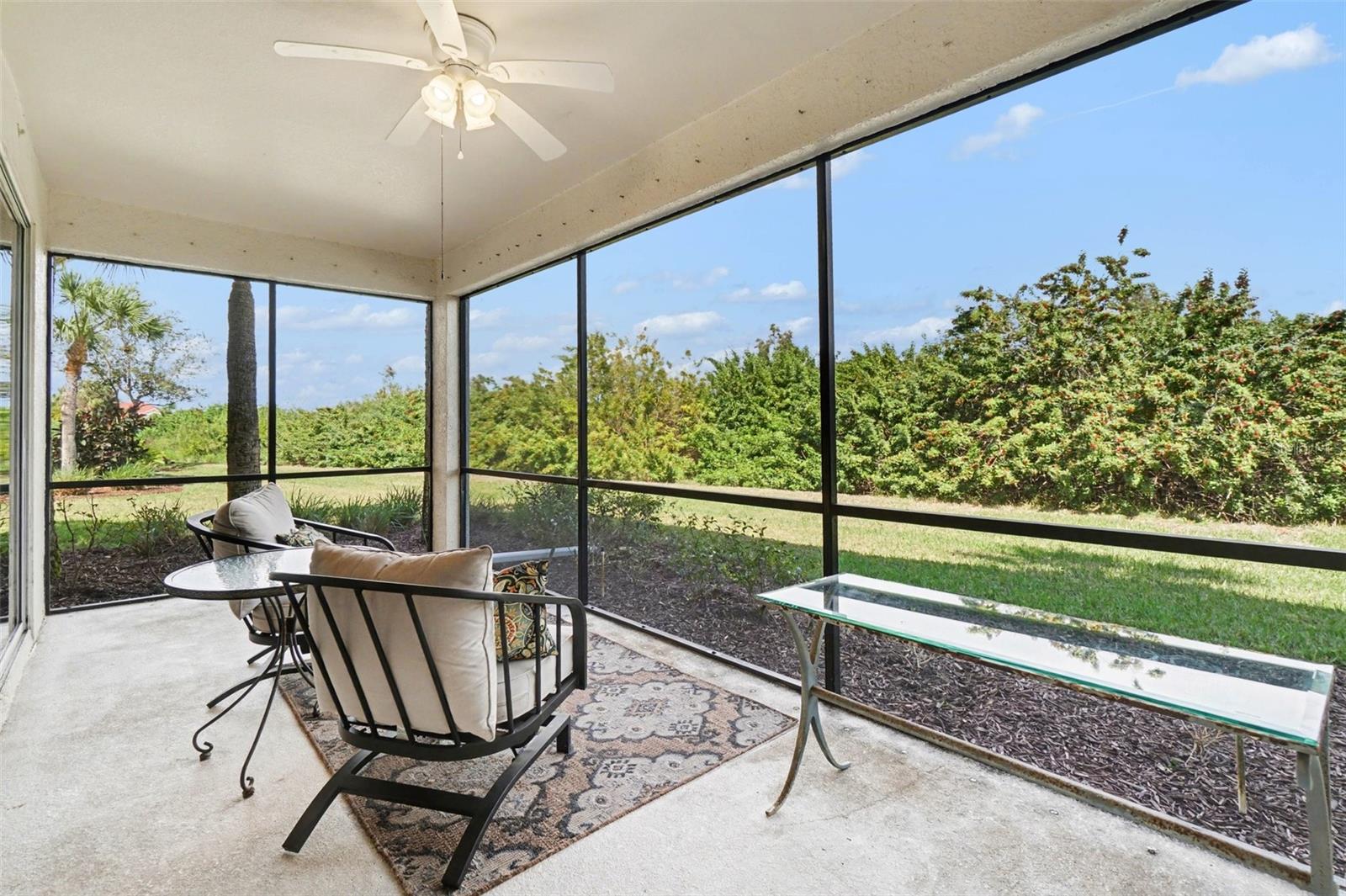 Image 22 of 53 For 4683 Club Drive 101