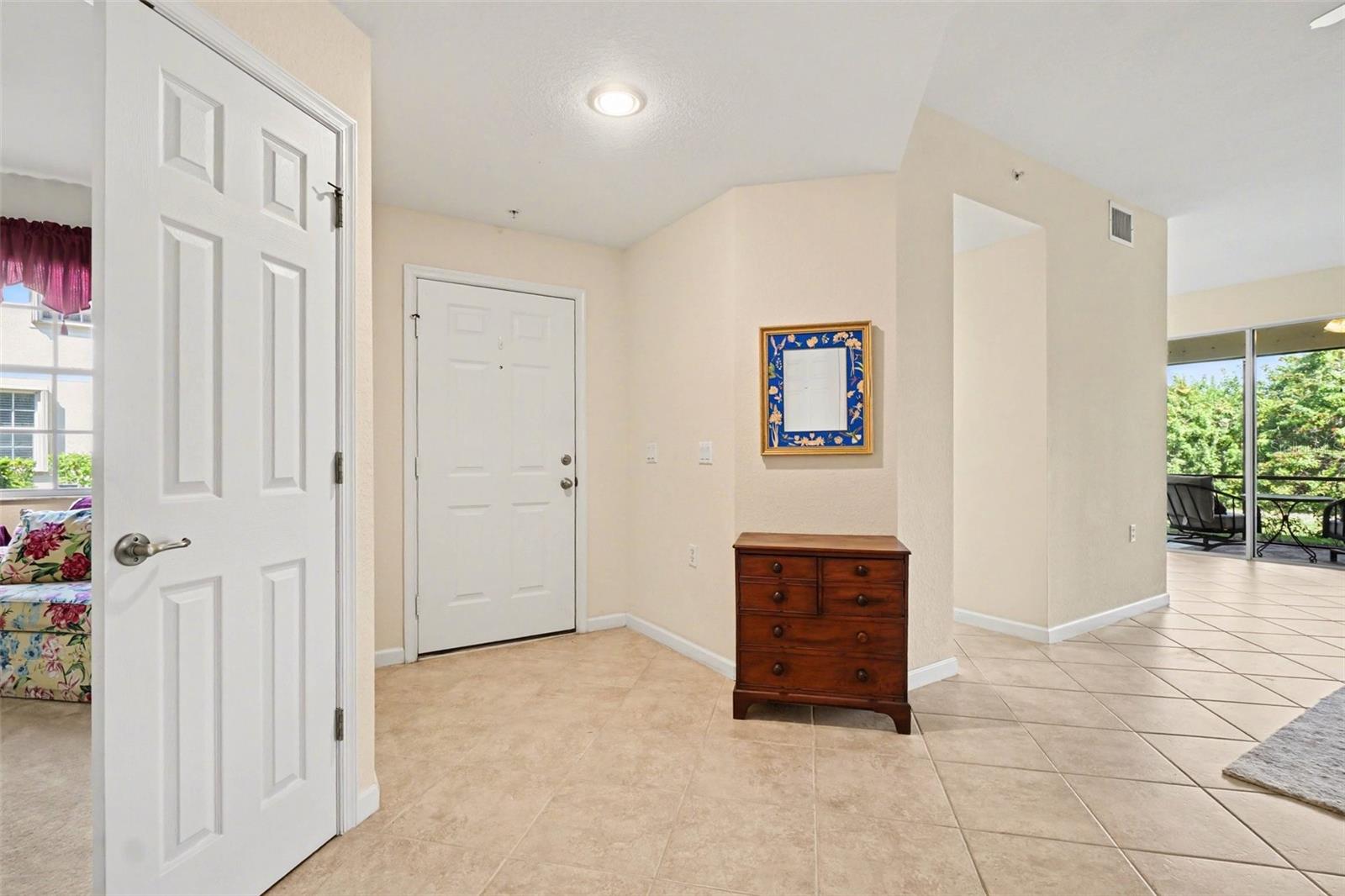 Image 4 of 53 For 4683 Club Drive 101