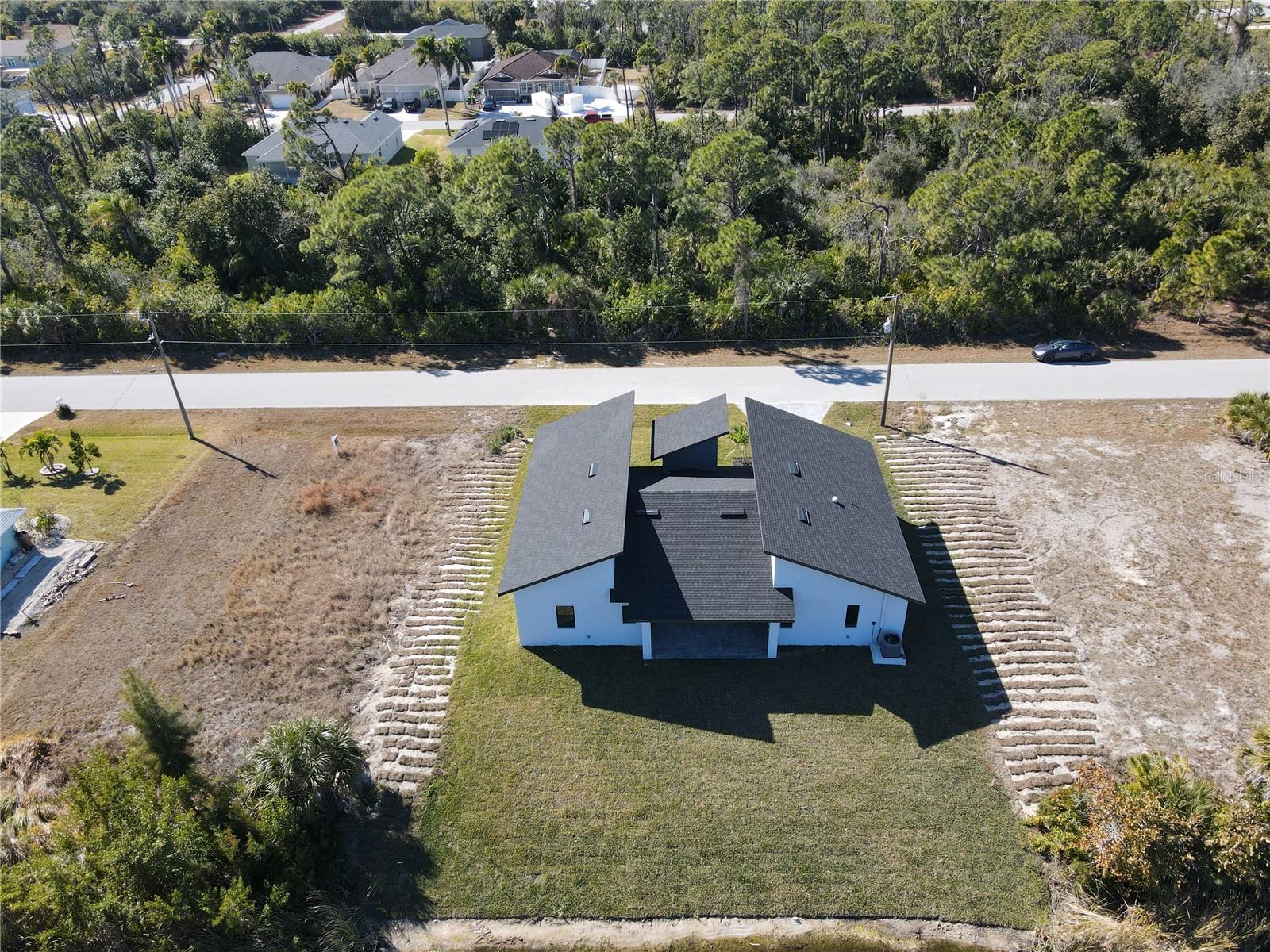 Image 51 of 58 For 9574 Salt Lake Street