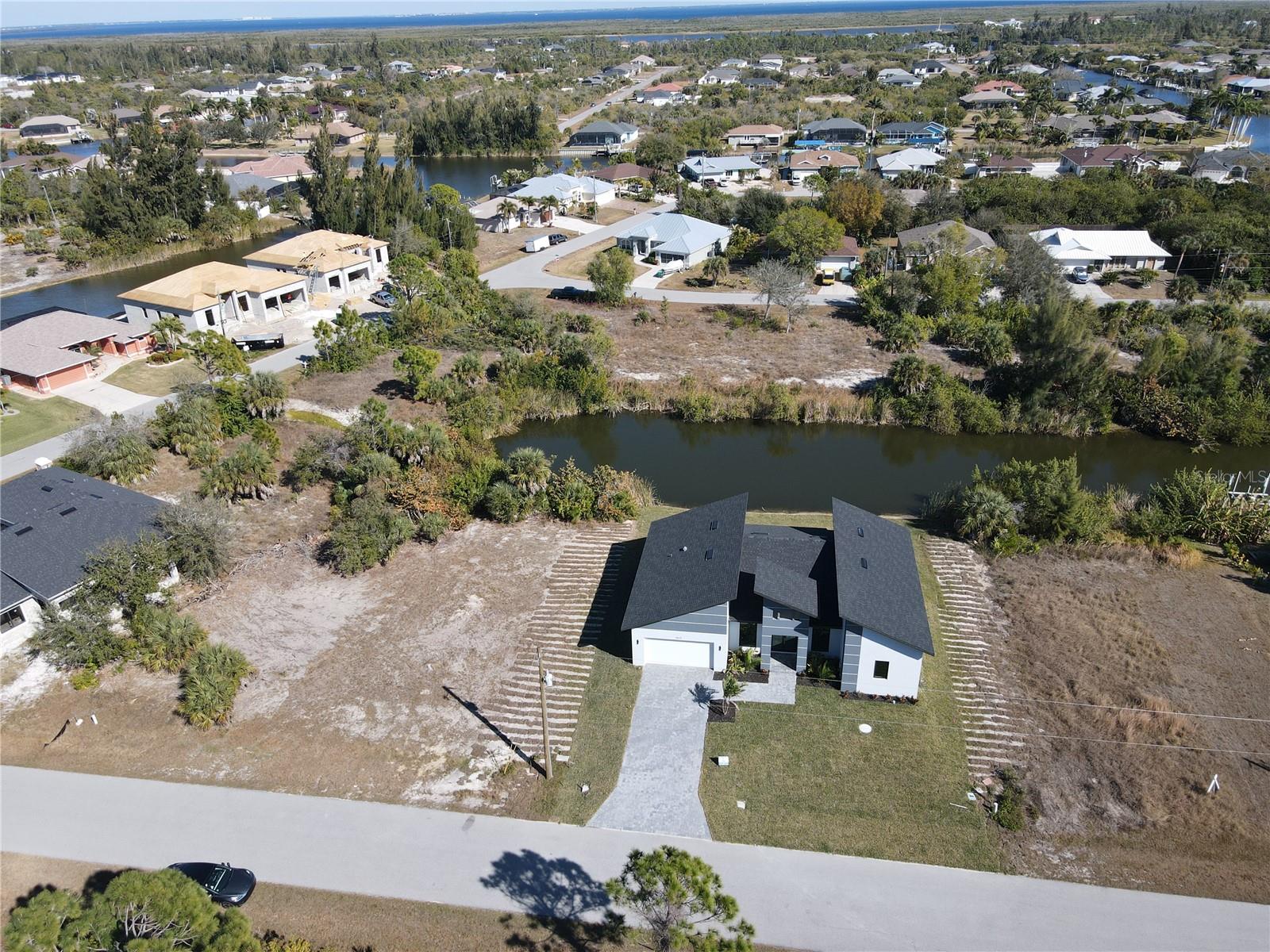 Image 56 of 58 For 9574 Salt Lake Street