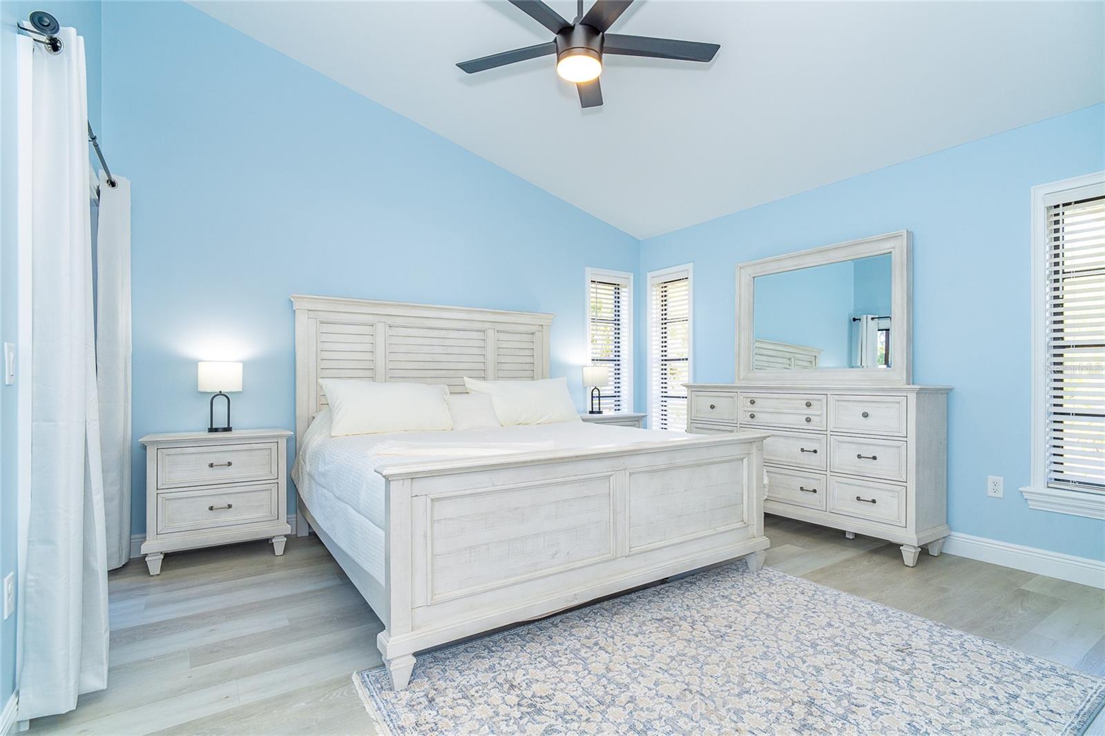 Image 10 of 15 For 3910 Cape Haze Drive