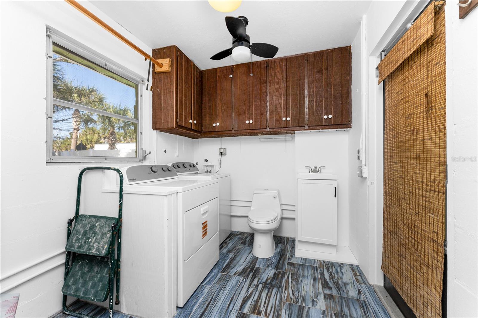 Image 27 of 72 For 90 Wilhelm Drive