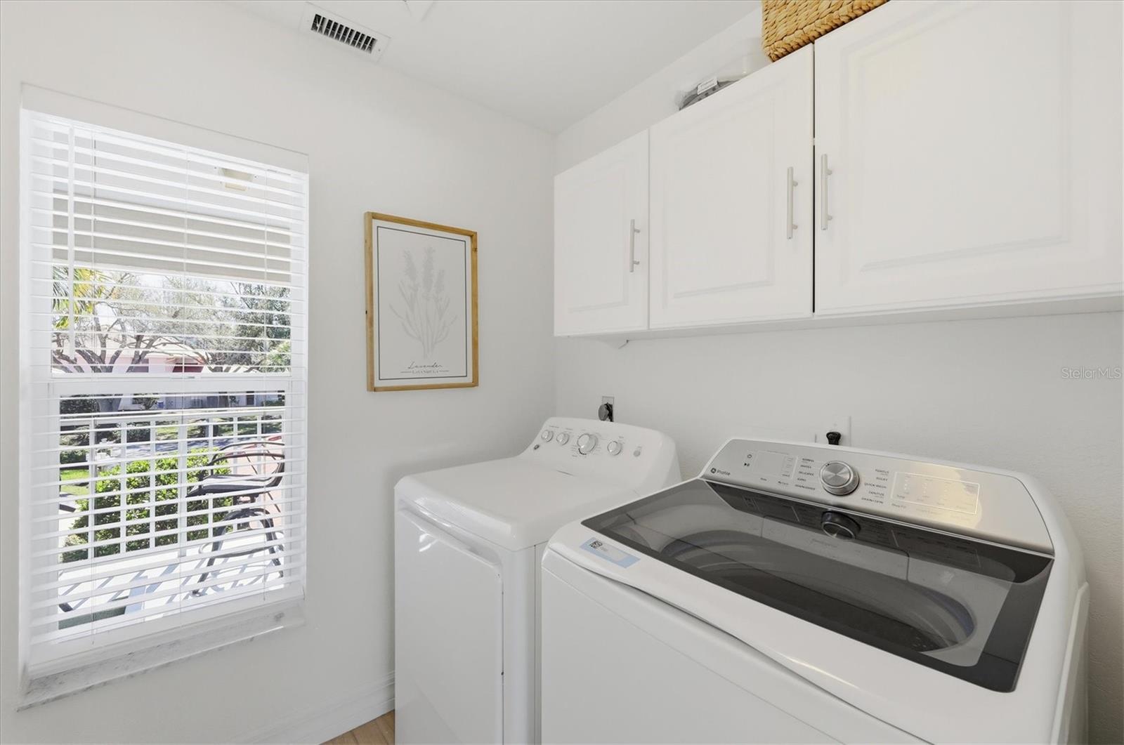 Image 26 of 75 For 14000 Willow Glen Court 208