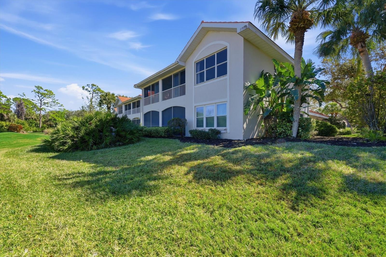 Image 33 of 75 For 14000 Willow Glen Court 208