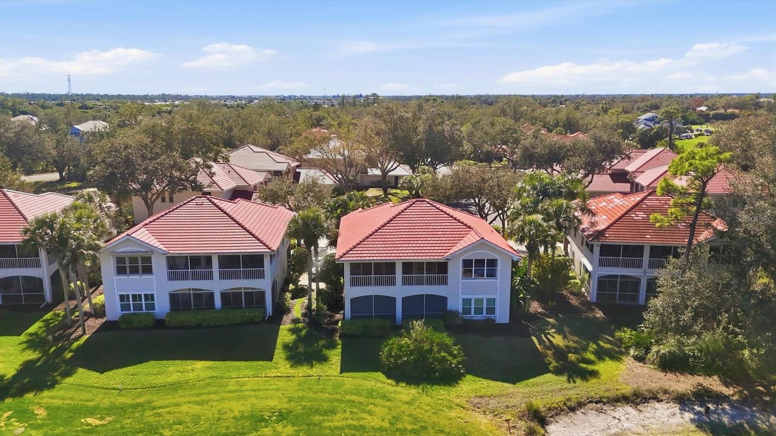 Image 39 of 75 For 14000 Willow Glen Court 208