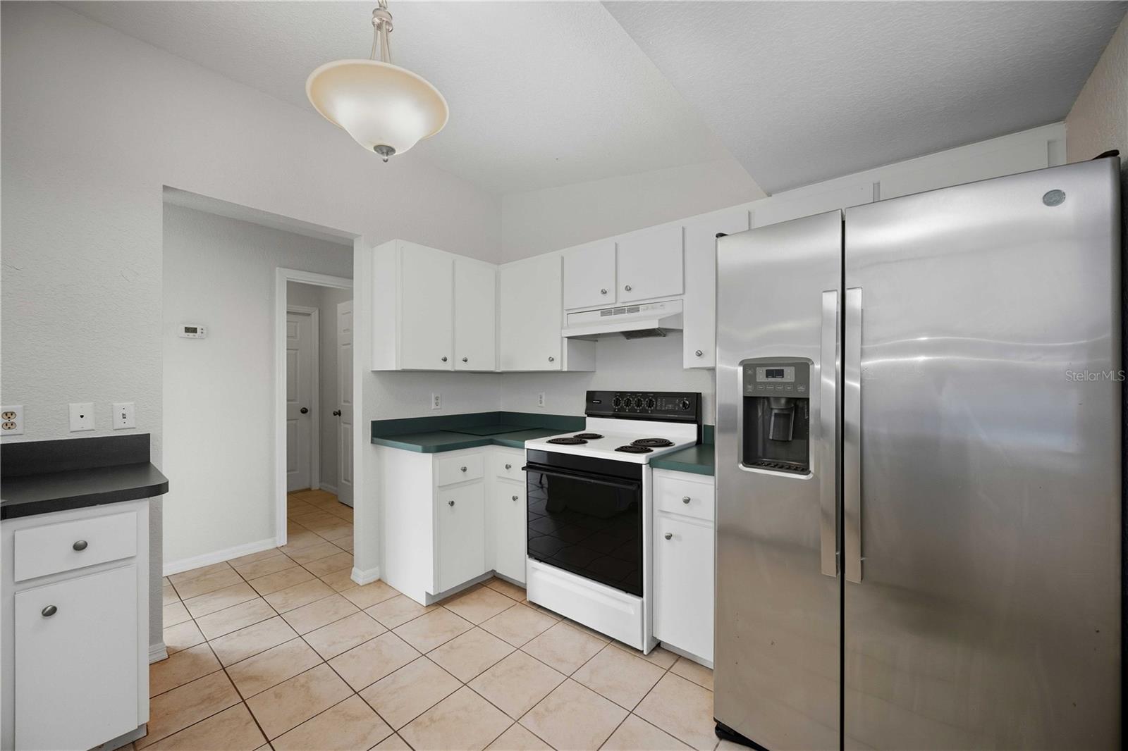 Image 13 of 38 For 5084 White Avenue