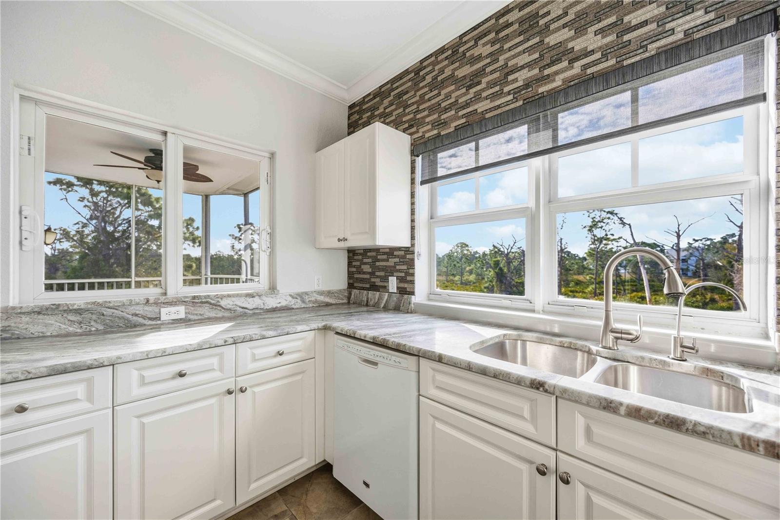 Image 19 of 45 For 3923 Cape Haze Drive 306