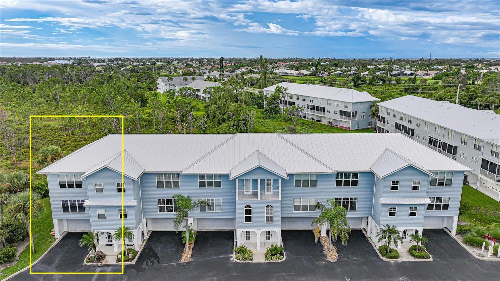 Image 42 of 45 For 3923 Cape Haze Drive 306