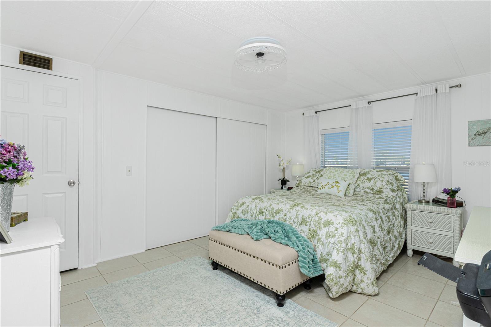 Image 19 of 37 For 1300 Sanderling Drive