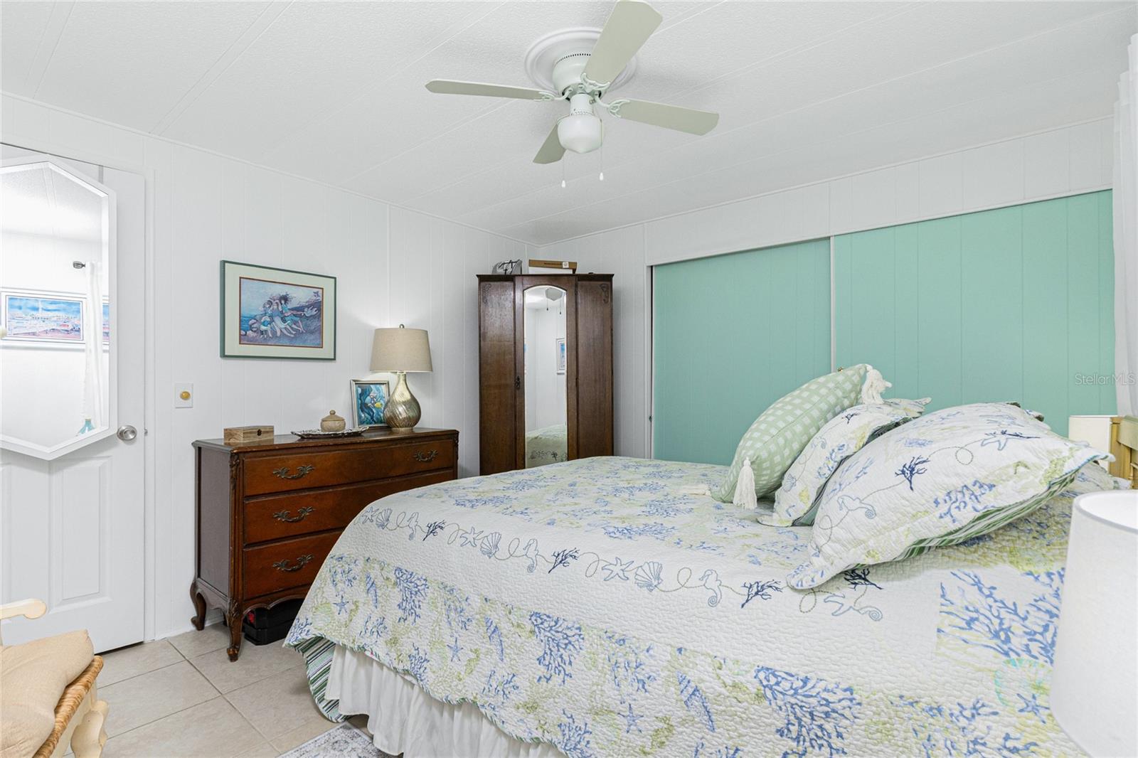 Image 22 of 37 For 1300 Sanderling Drive