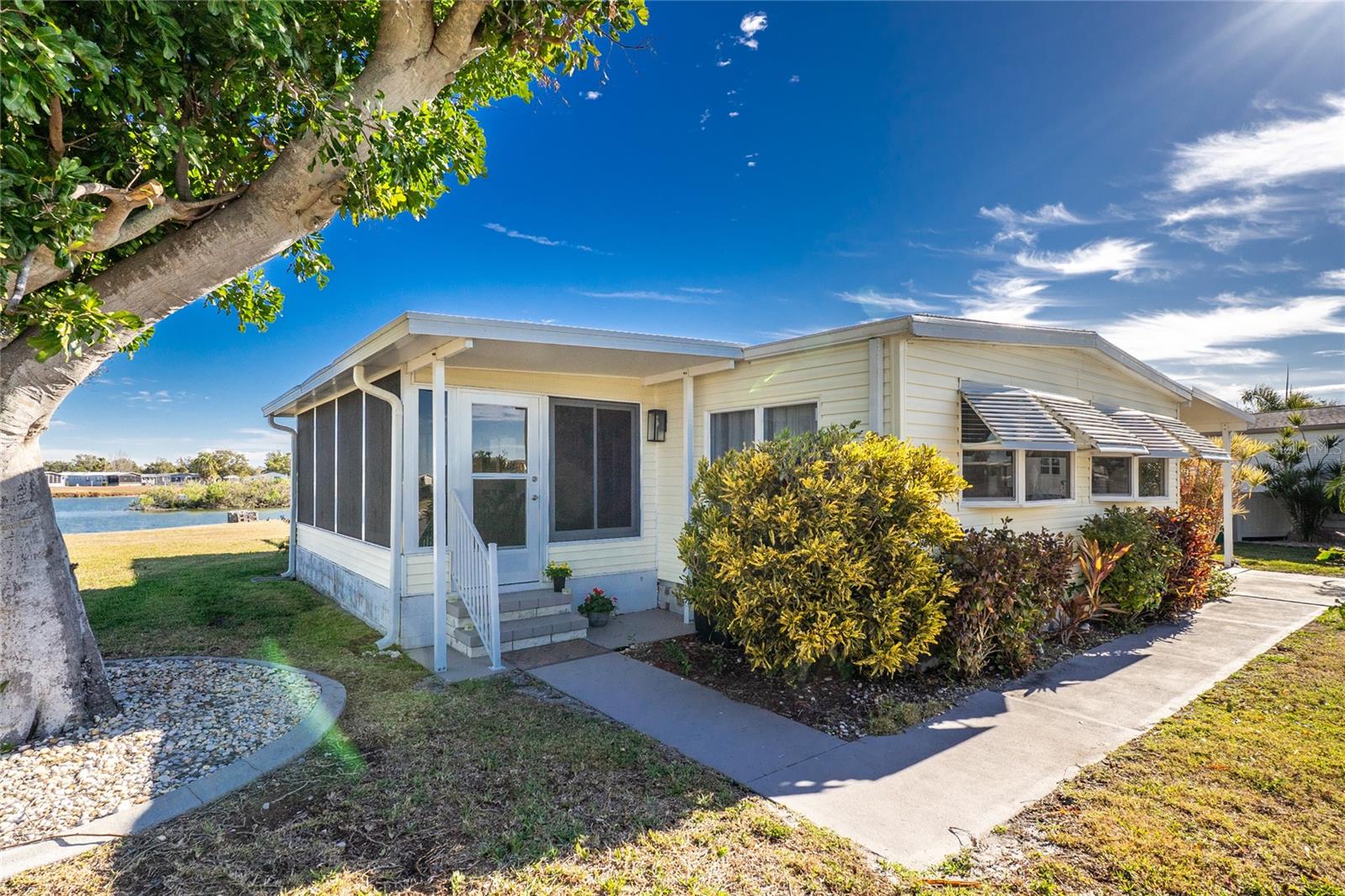 Image 4 of 37 For 1300 Sanderling Drive