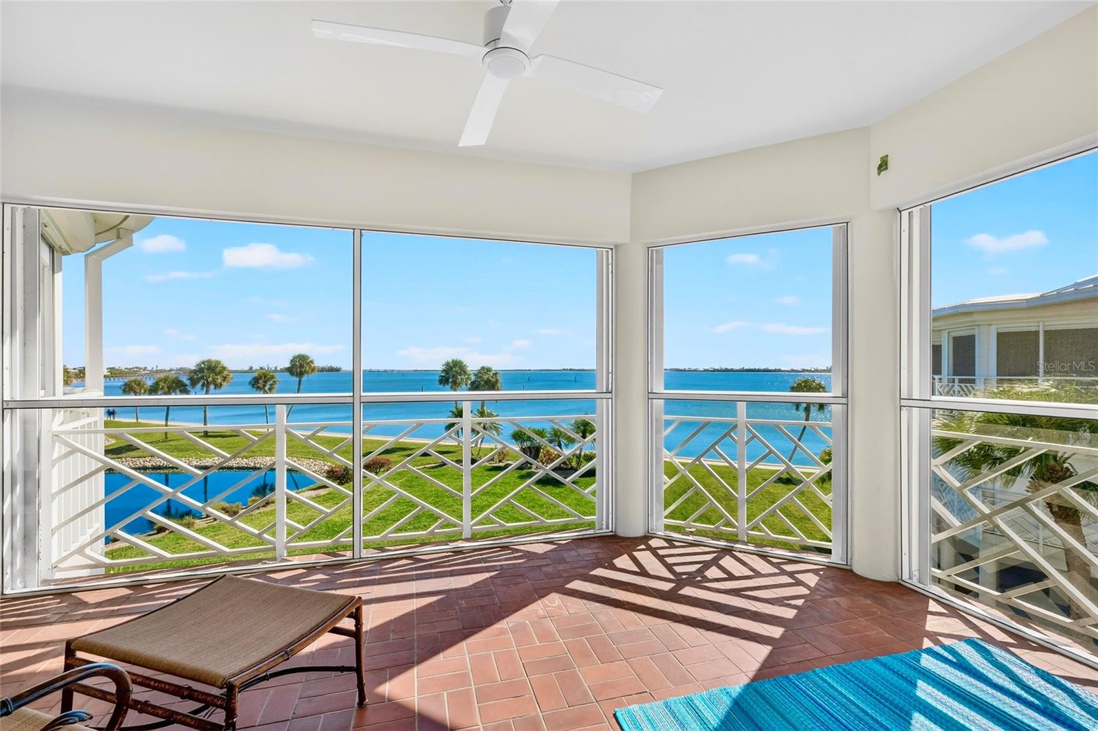 Image 10 of 56 For 11000 Placida Road 2804