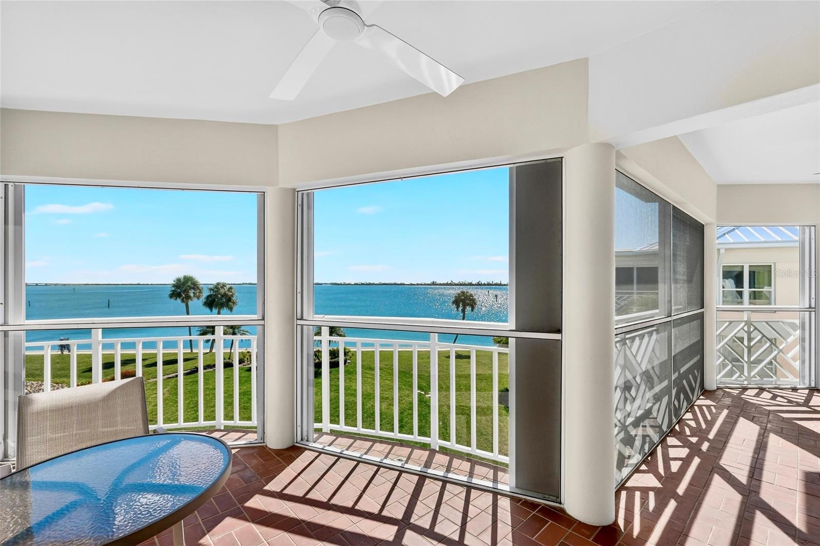 Image 11 of 56 For 11000 Placida Road 2804