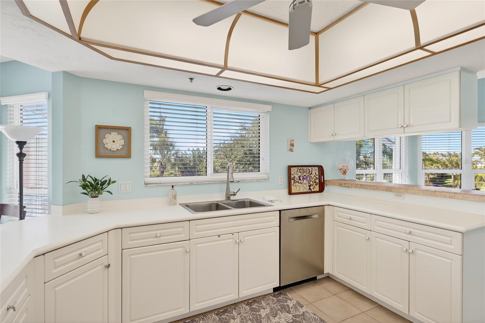 Image 19 of 56 For 11000 Placida Road 2804