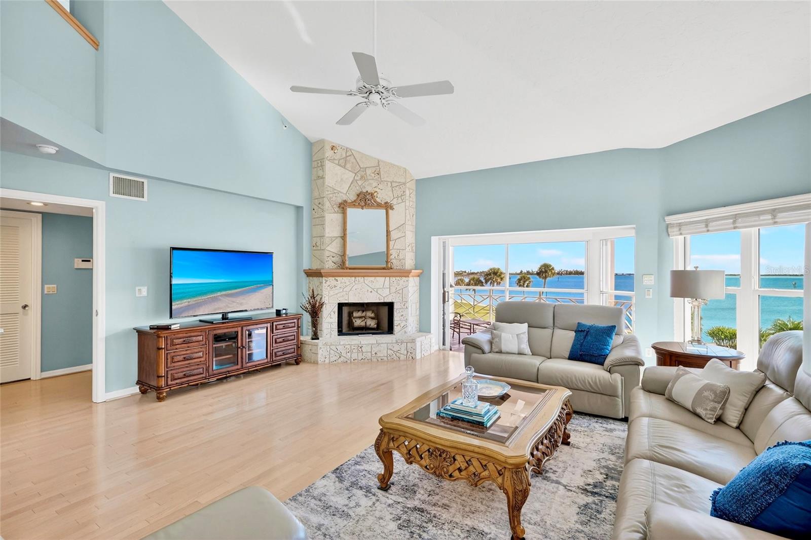 Image 6 of 56 For 11000 Placida Road 2804