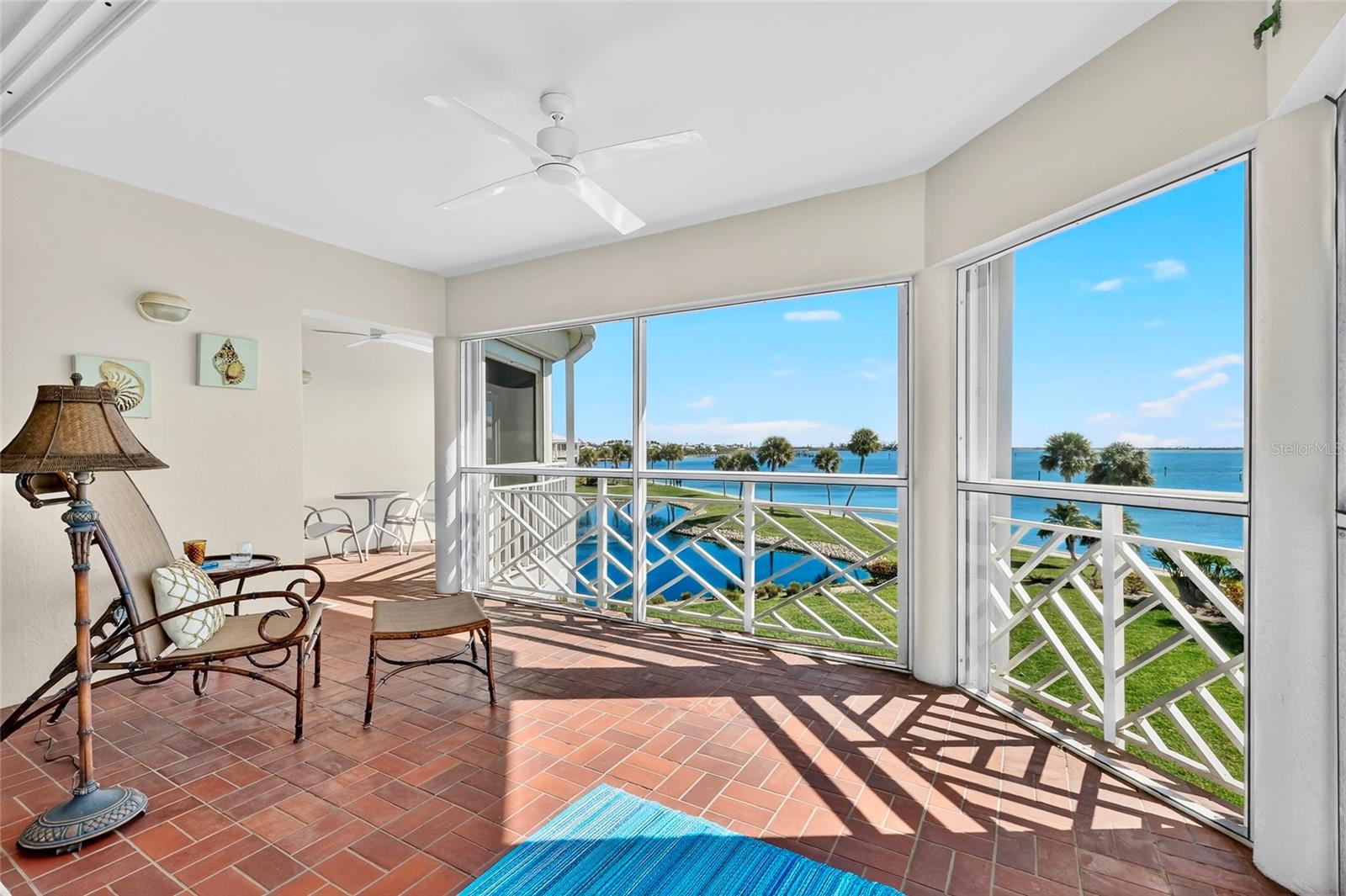 Image 9 of 56 For 11000 Placida Road 2804