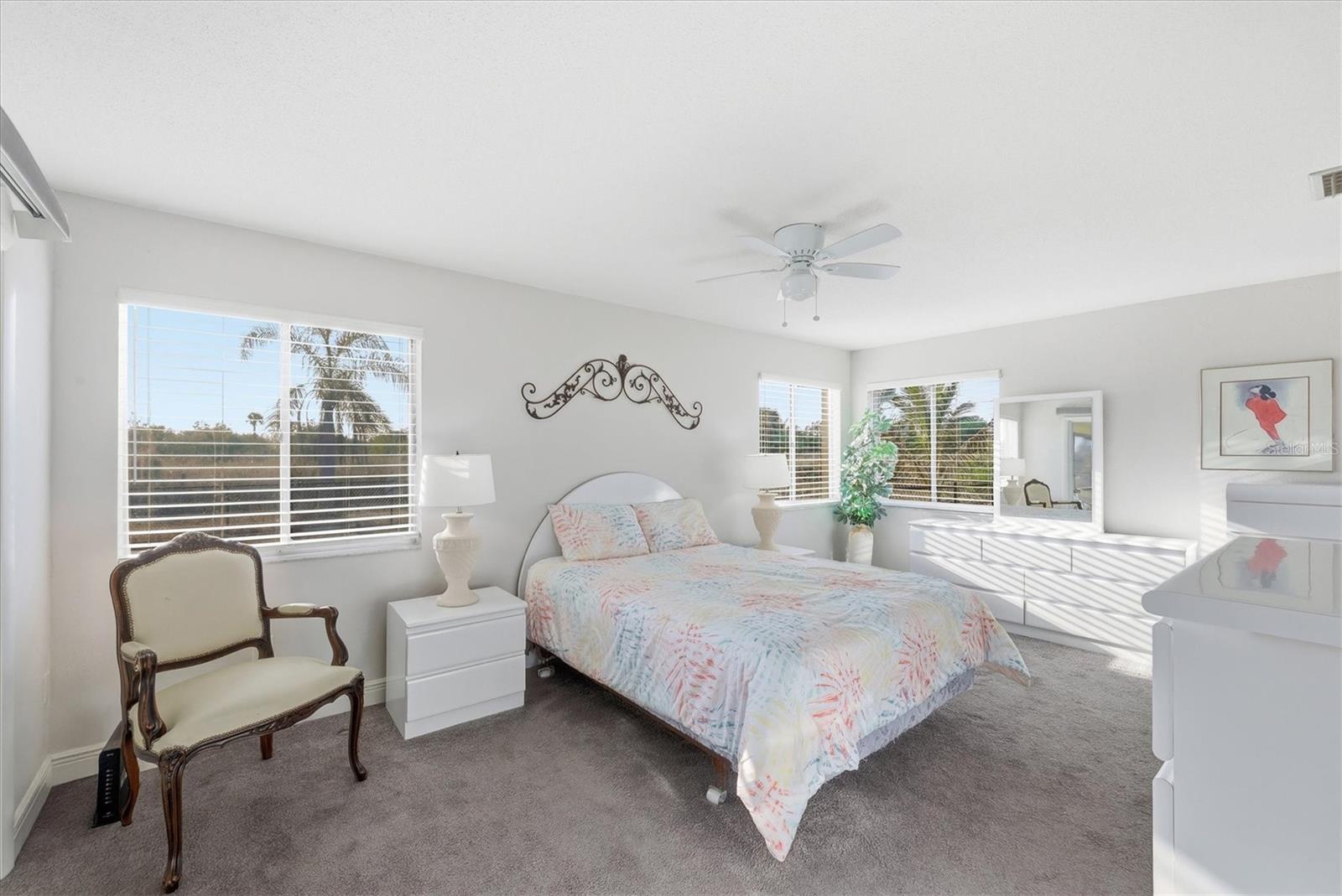 Image 10 of 37 For 33 Annapolis Lane