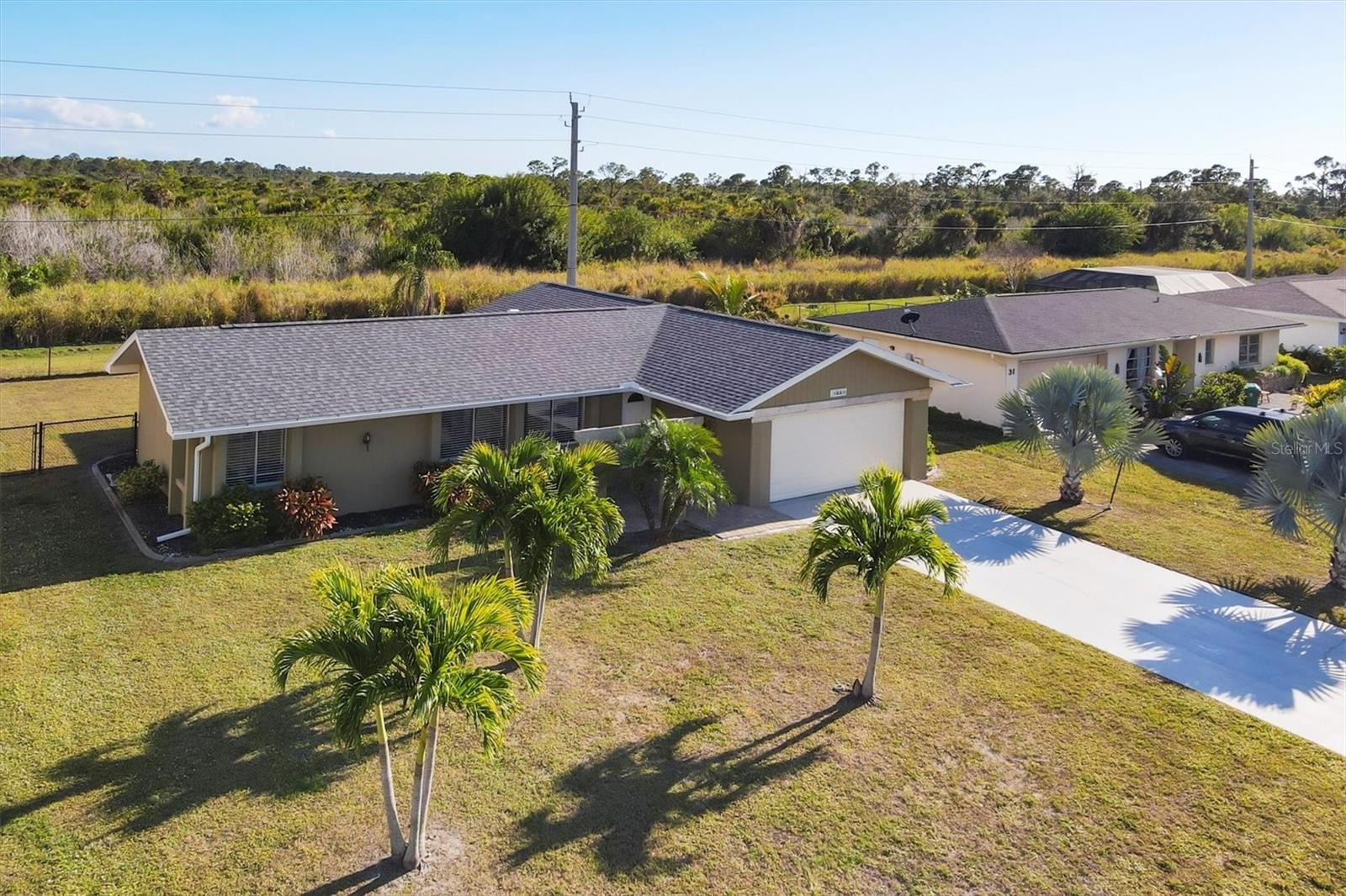 Image 25 of 37 For 33 Annapolis Lane