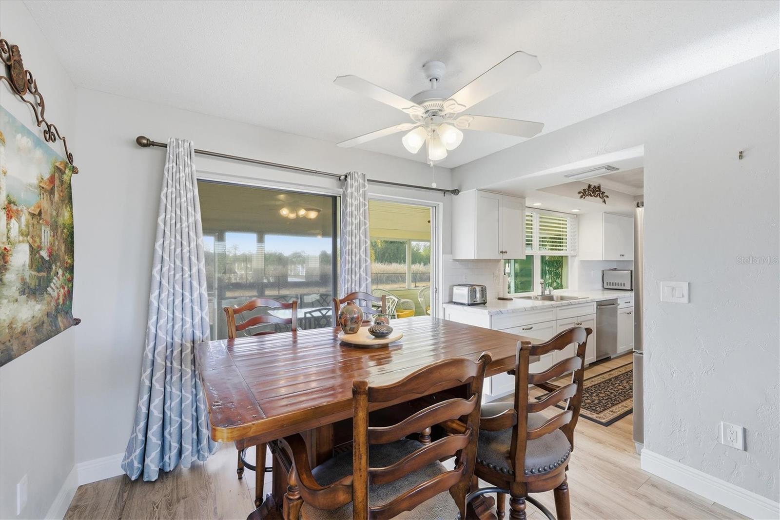 Image 5 of 37 For 33 Annapolis Lane