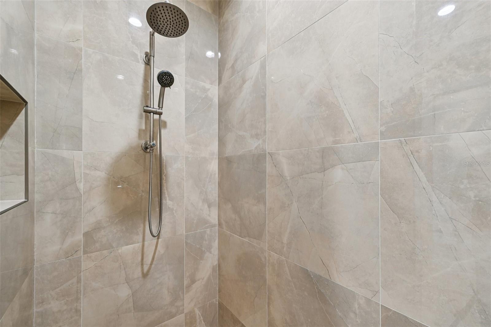 Image 32 of 54 For 242 Fairway Road