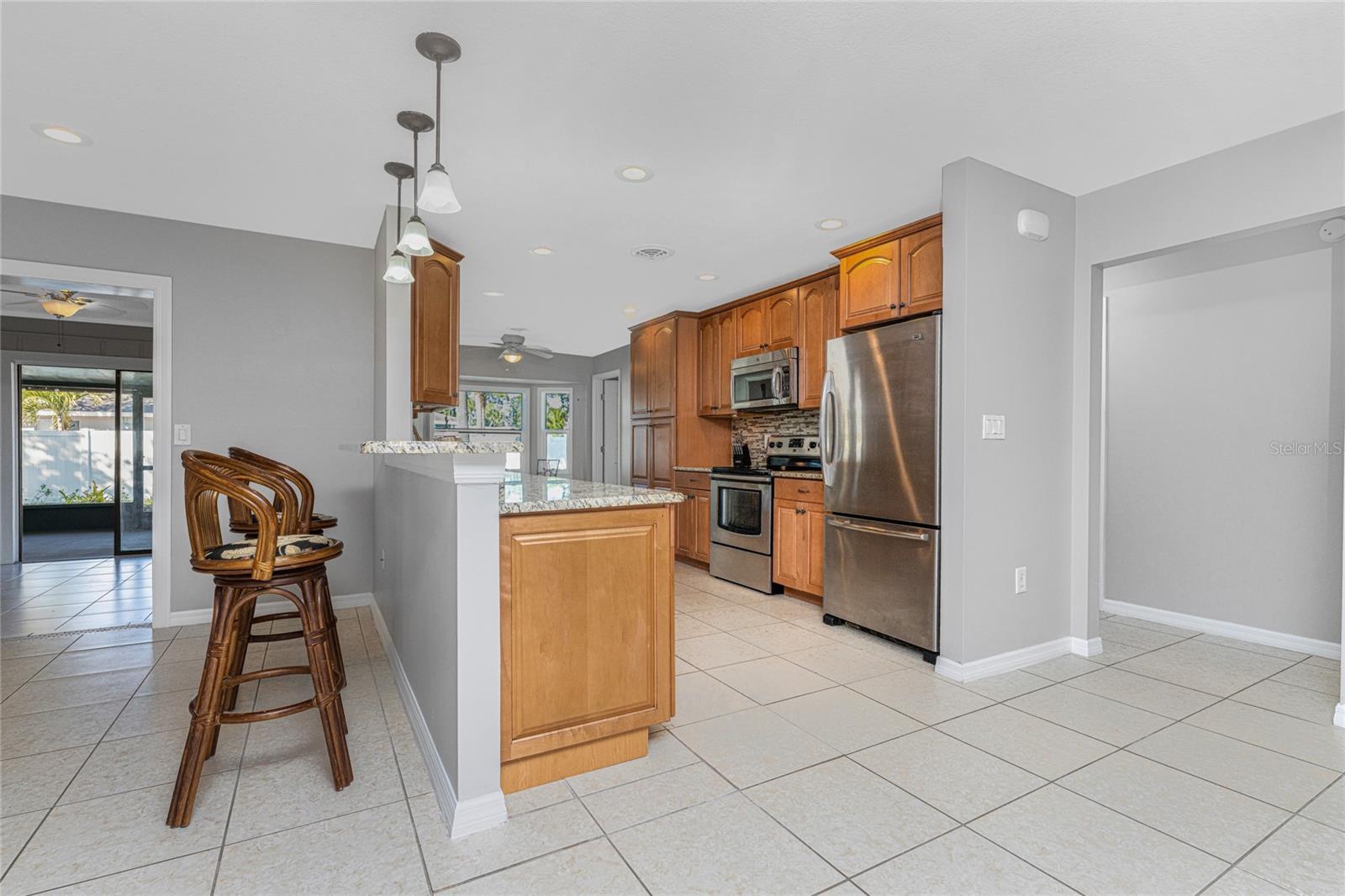 Image 16 of 69 For 1030 Gasparilla Boulevard