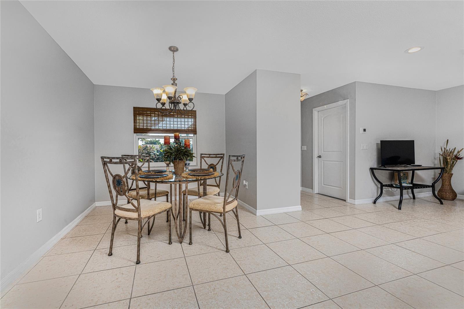 Image 26 of 69 For 1030 Gasparilla Boulevard