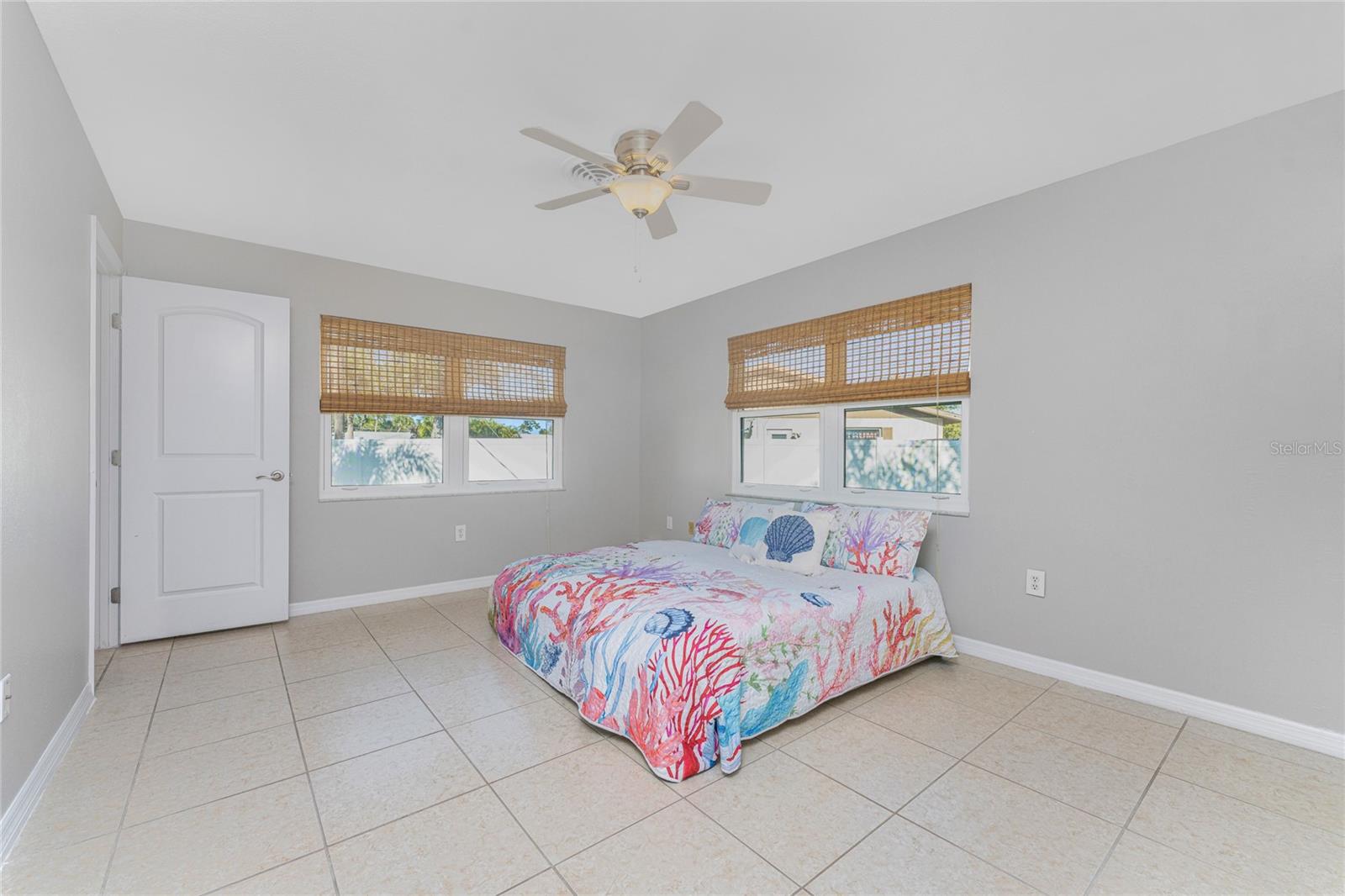 Image 33 of 69 For 1030 Gasparilla Boulevard