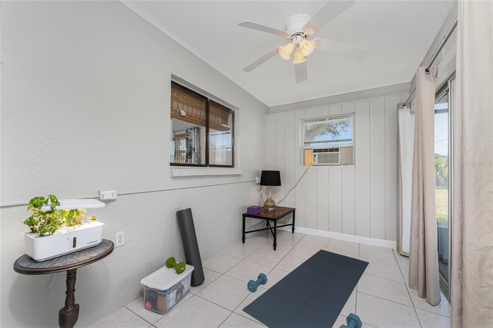 Image 43 of 69 For 1030 Gasparilla Boulevard