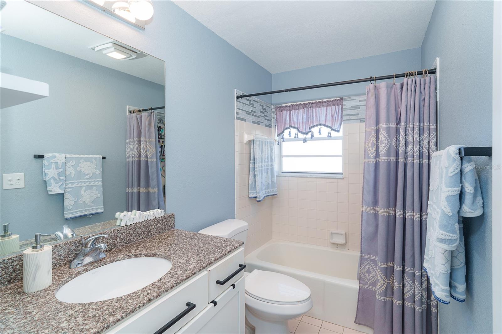 Image 20 of 31 For 25 Quails Run Boulevard 7