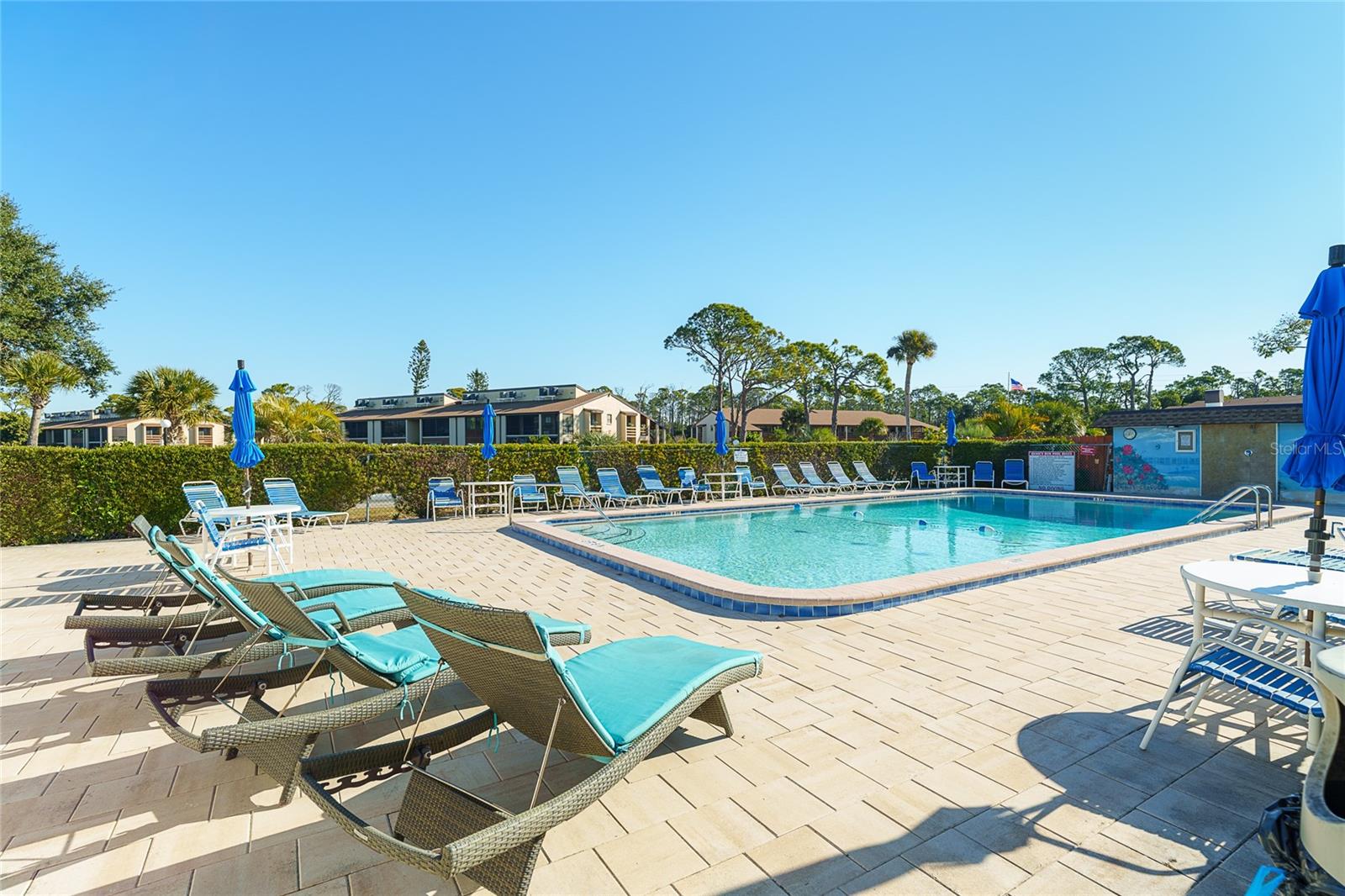 Image 26 of 31 For 25 Quails Run Boulevard 7