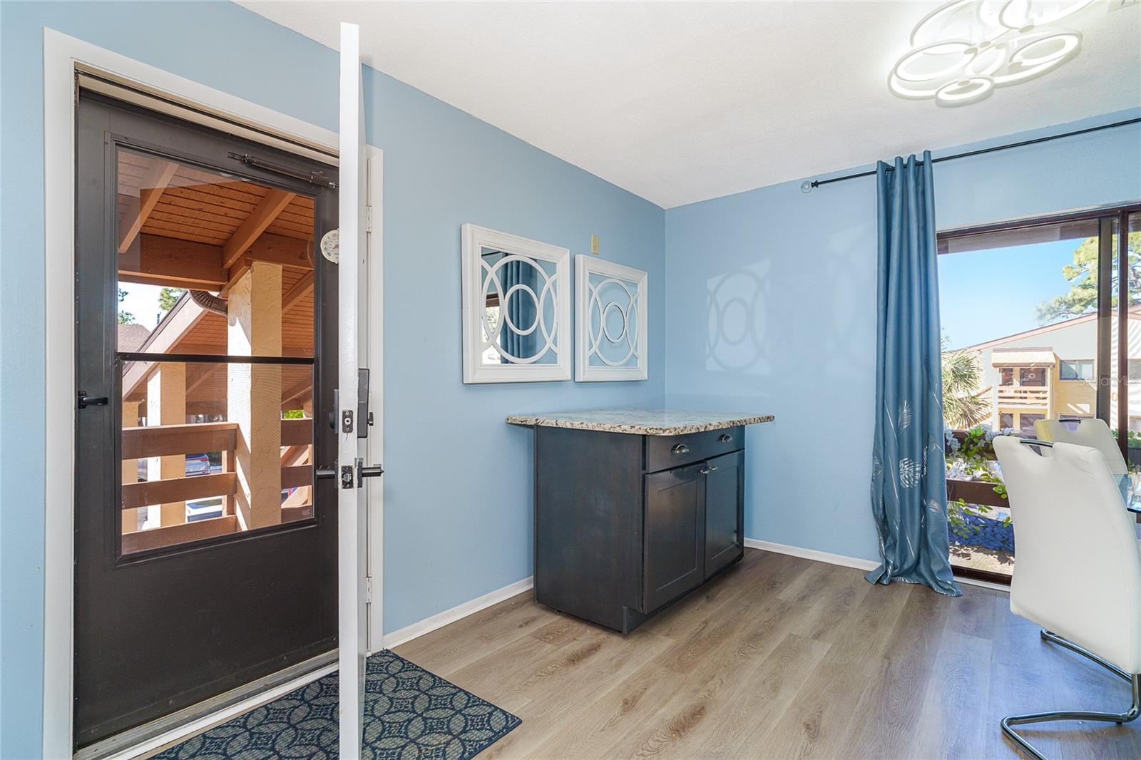 Image 6 of 31 For 25 Quails Run Boulevard 7