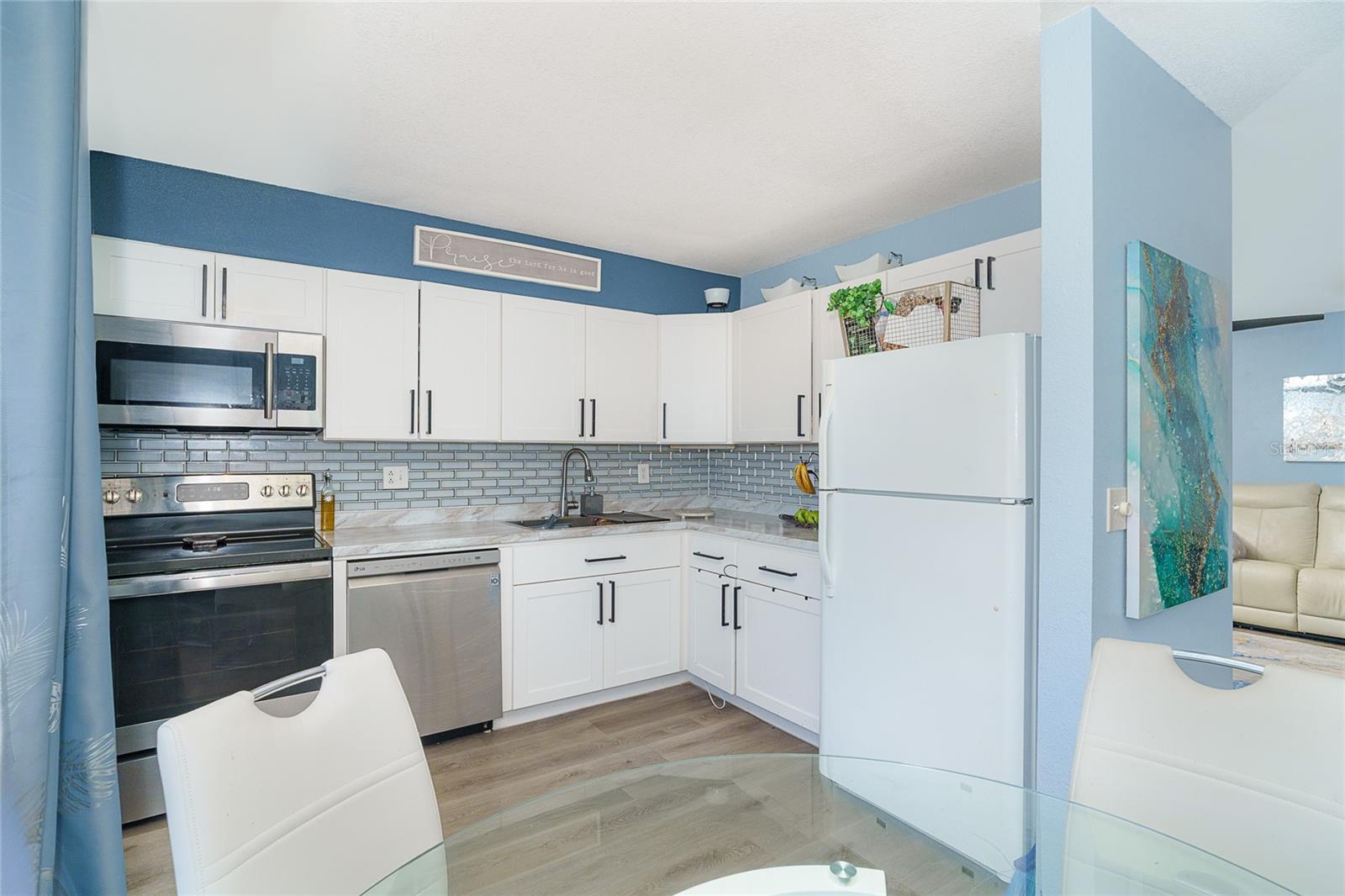 Image 9 of 31 For 25 Quails Run Boulevard 7