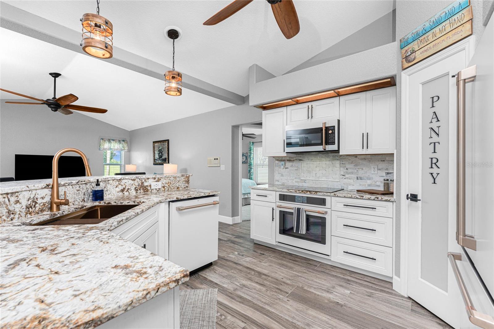 Image 21 of 67 For 20 Bunker Terrace